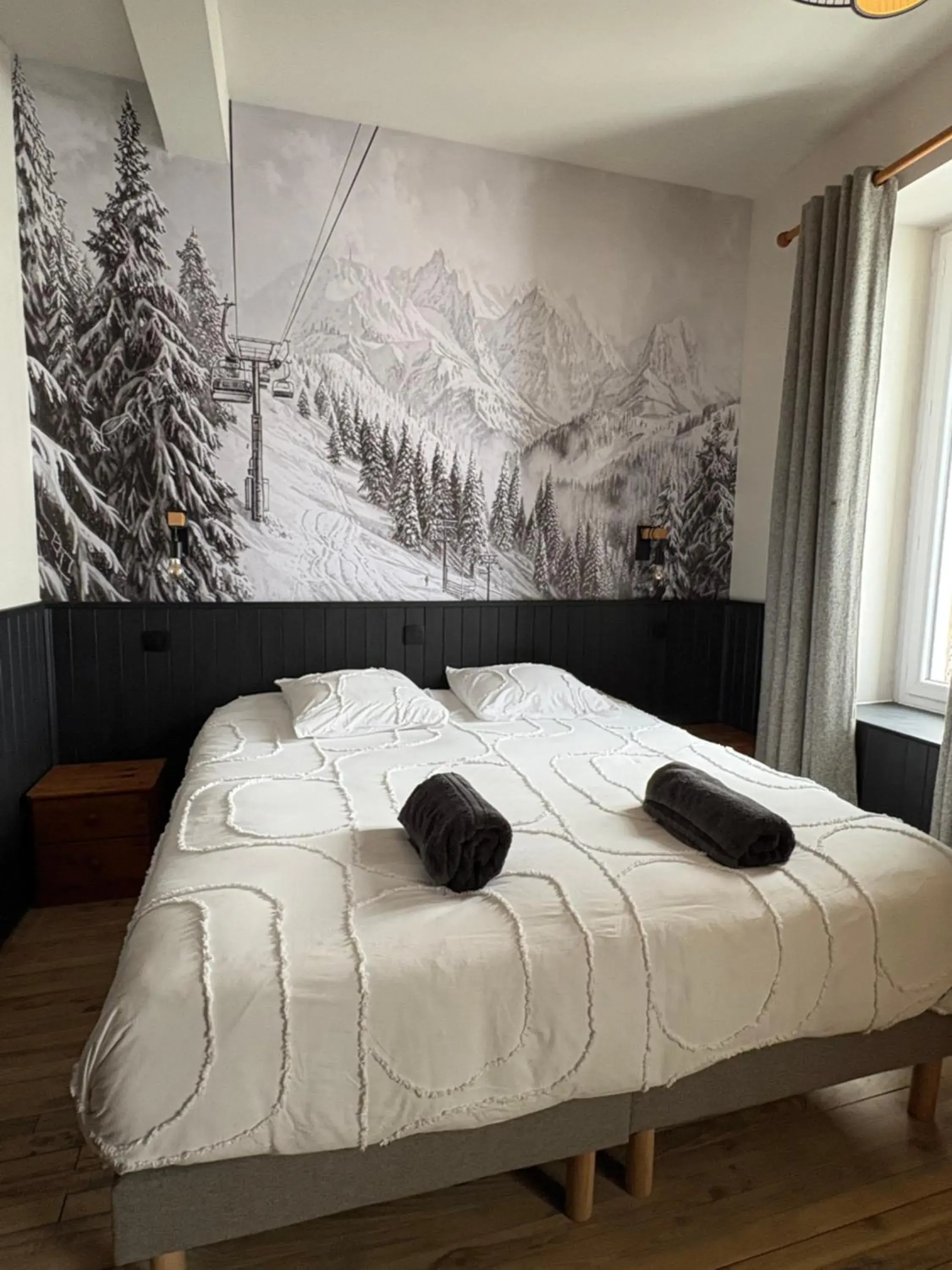 Suite with Garden View and private bathroom and toilets in Hôtel Restaurant "La Petite Auberge" Suite with Garden View and private bathroom and toilets in Hôtel Restaurant "La Petite Auberge"