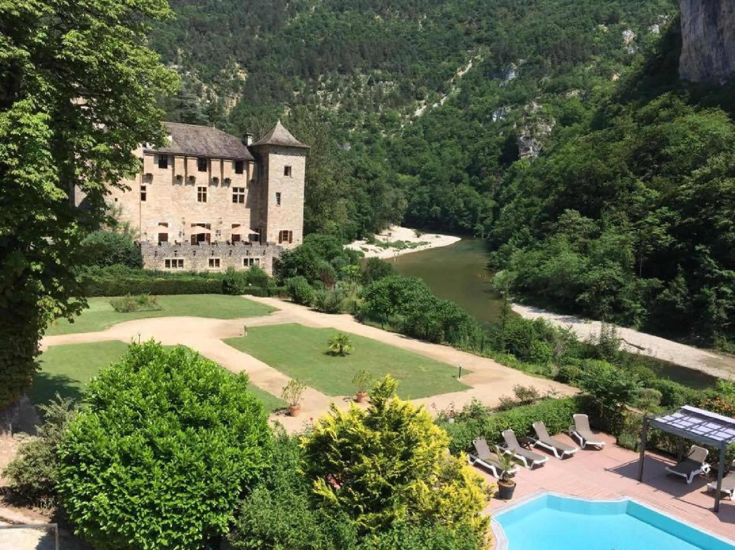 Garden view in Château De La Caze Piscine & Spa - Ste Enimie