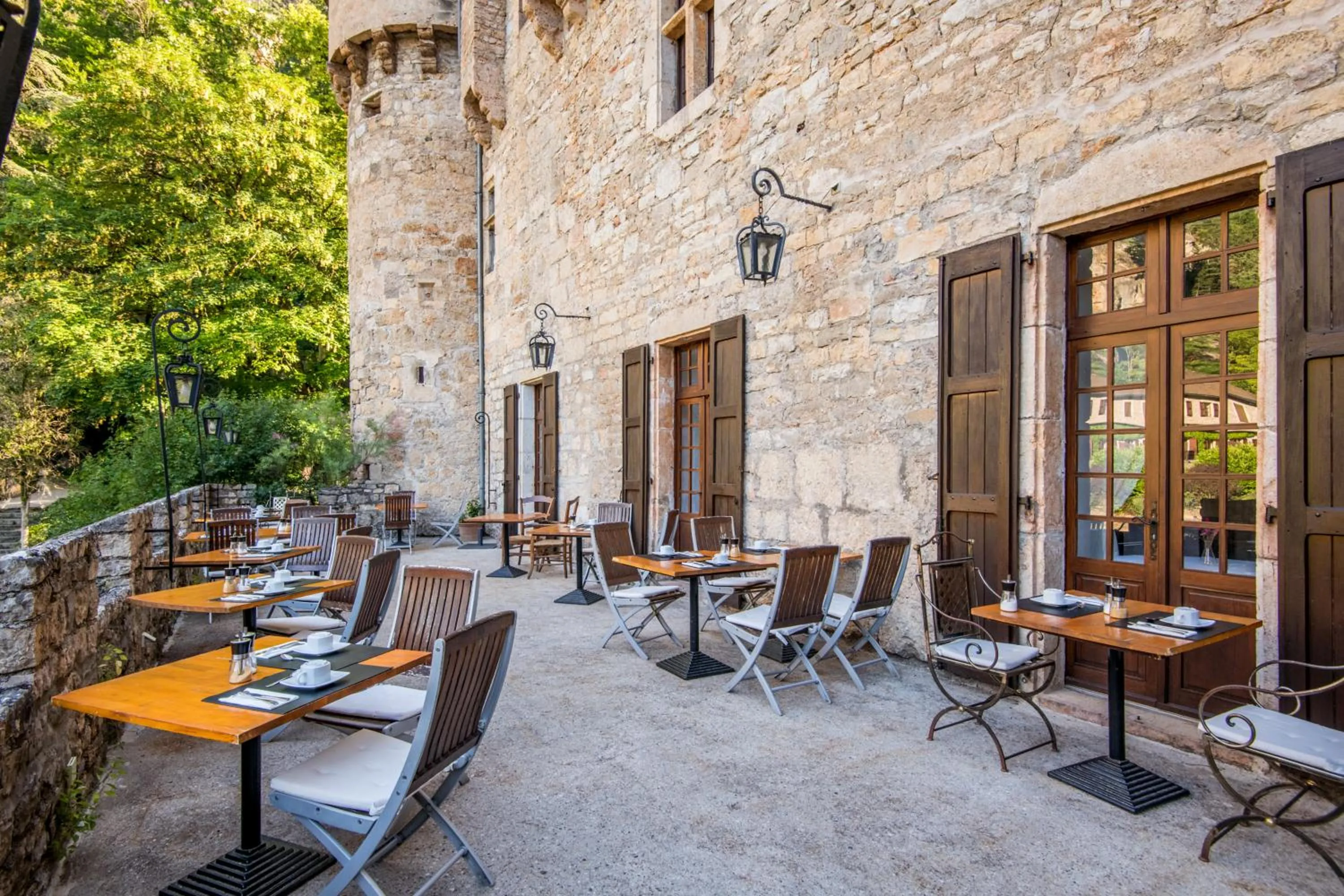 Patio in Château De La Caze Piscine & Spa - Ste Enimie