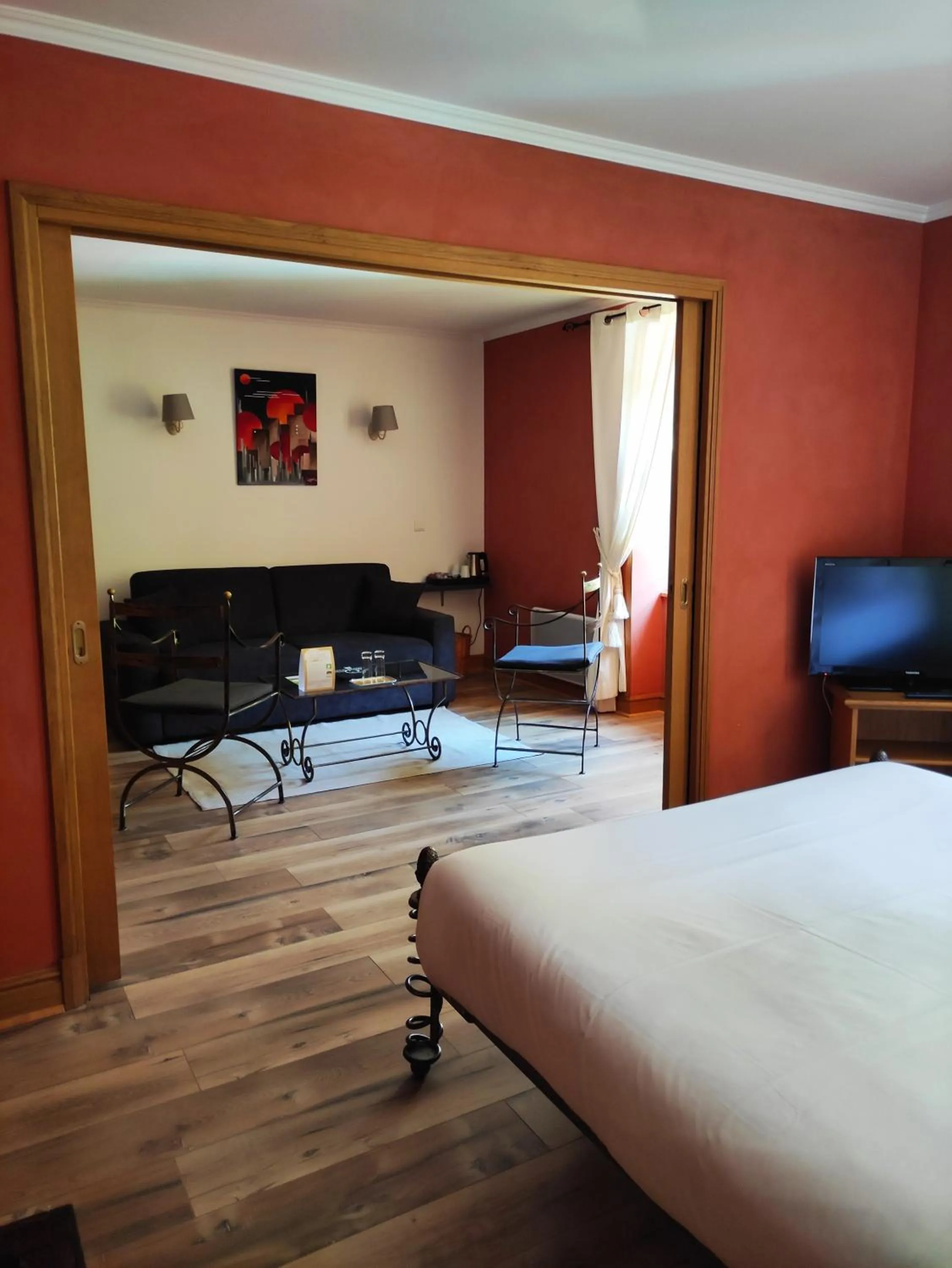 TV and multimedia, Bed in Château De La Caze Piscine & Spa - Ste Enimie