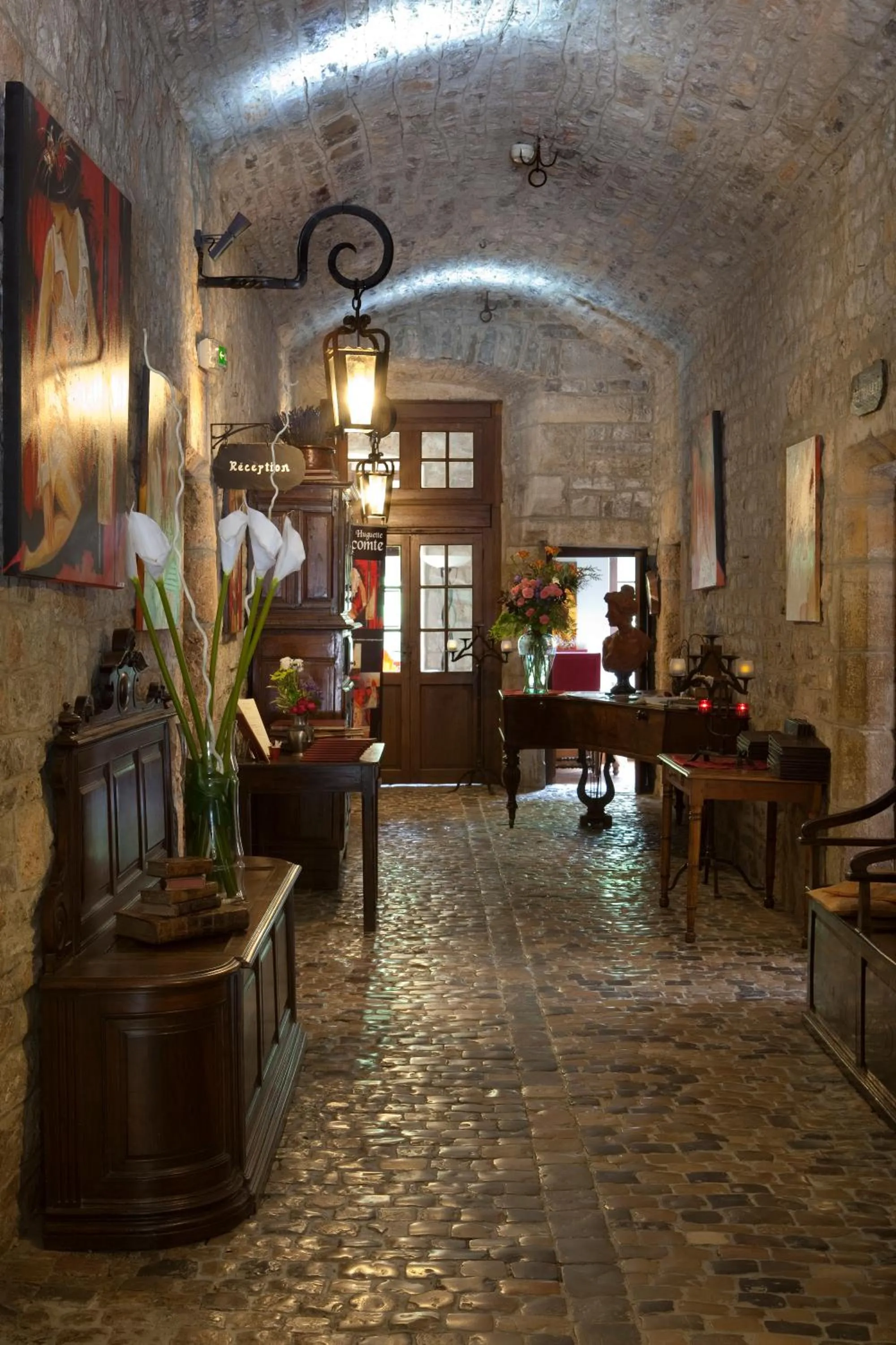 Decorative detail in Château De La Caze Piscine & Spa - Ste Enimie