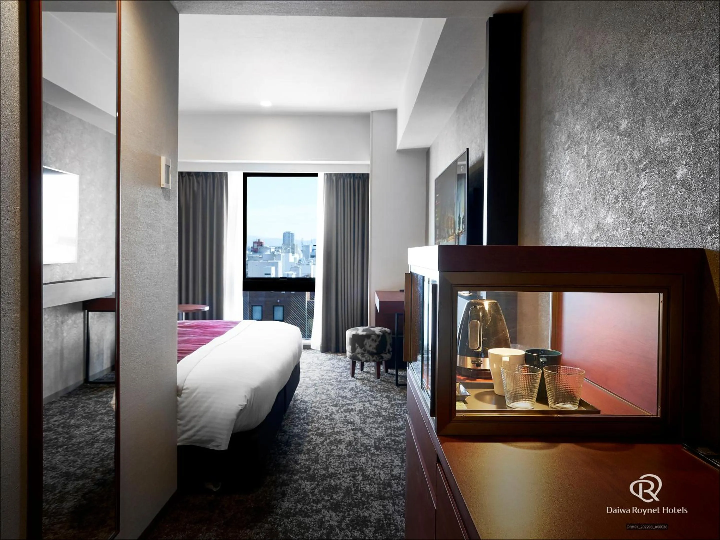 Bed in Daiwa Roynet Hotel Kumamoto Ginzadori PREMIER - former Daiwa Roynet Hotel Kumamoto Ginzadori