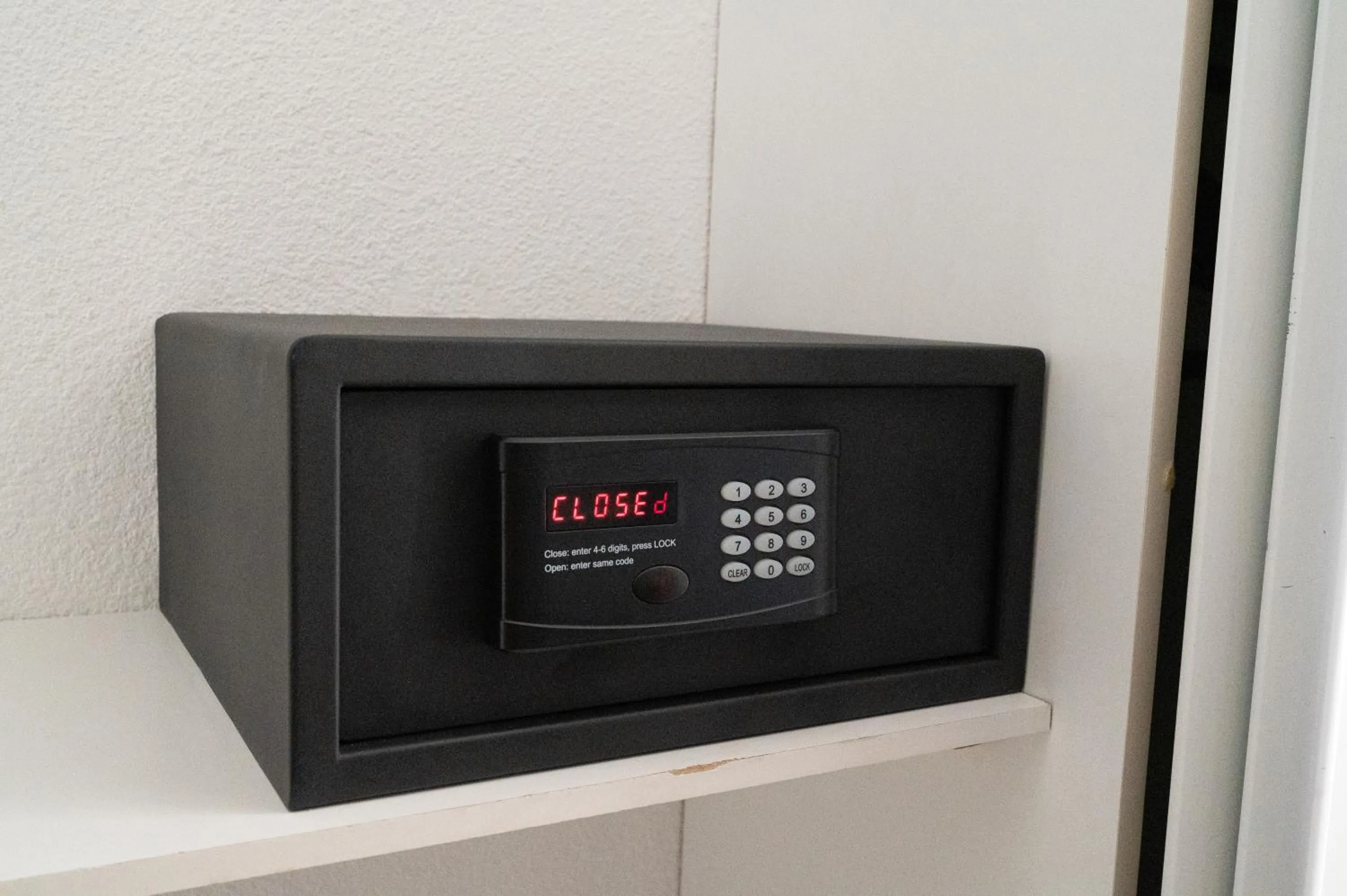 safe in Hôtel l'Amandière