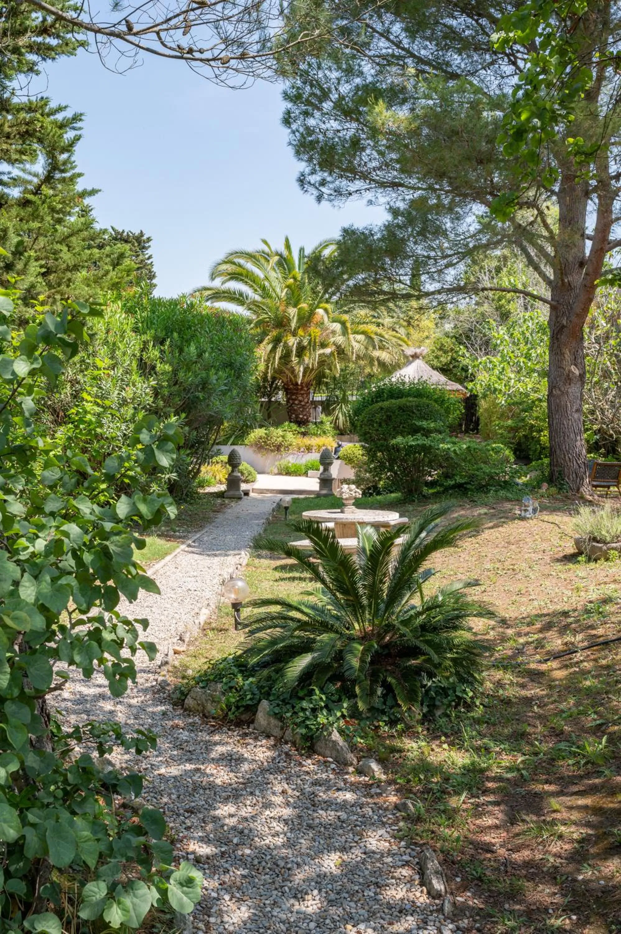 Natural landscape in Hôtel l'Amandière