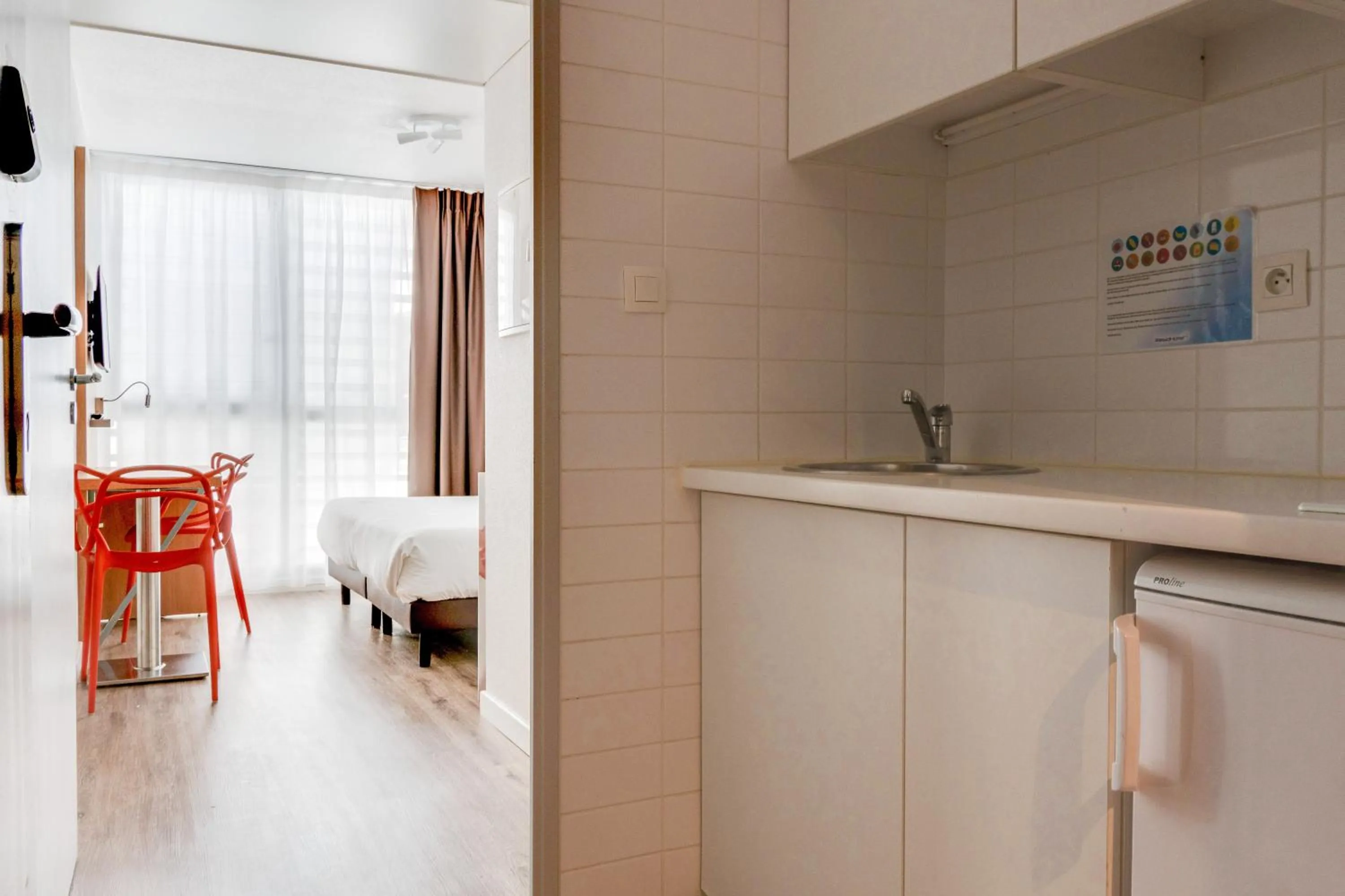 Kitchen or kitchenette in Residhotel Galerie Tatry