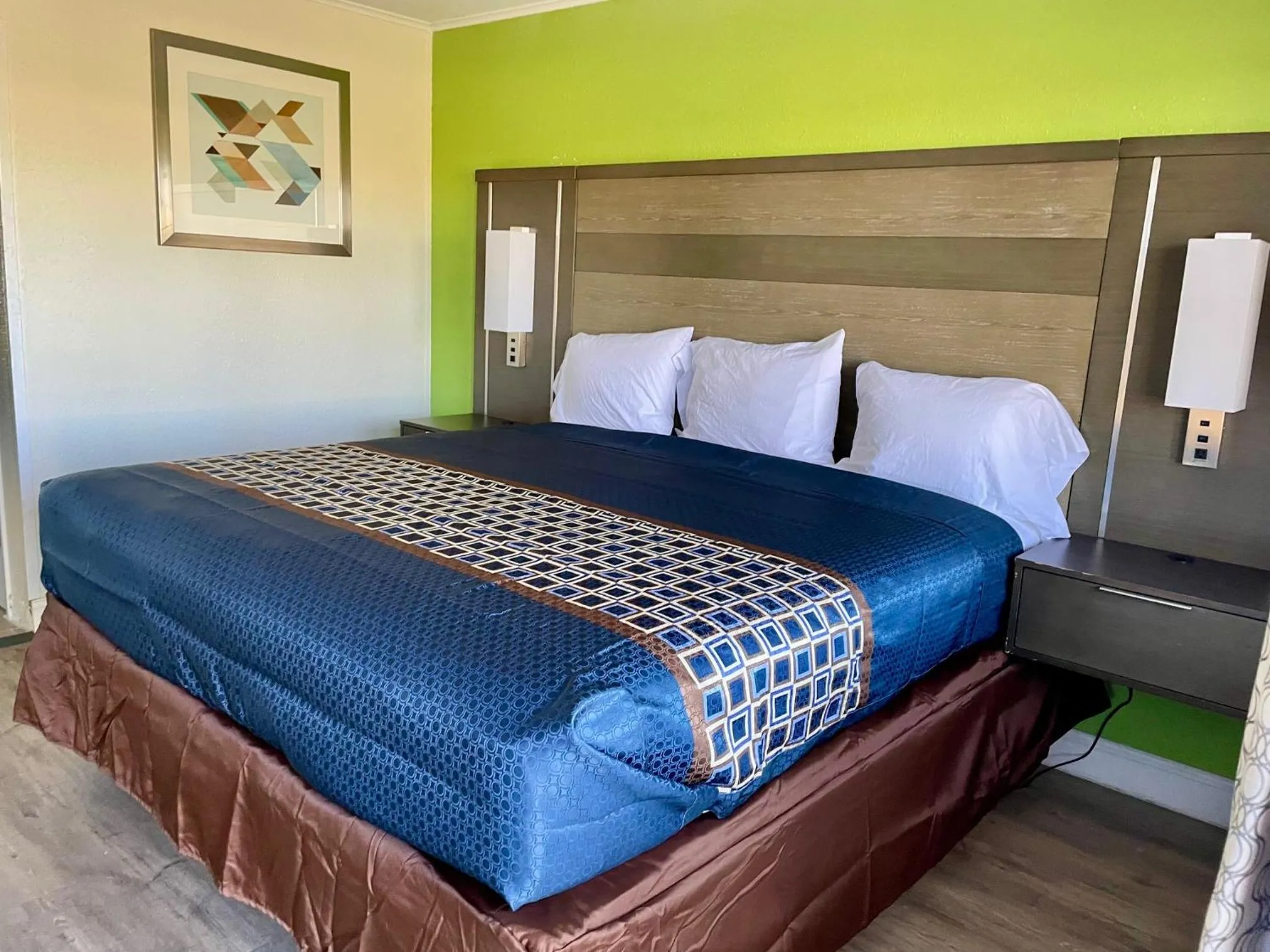 Executive Inn & Suites