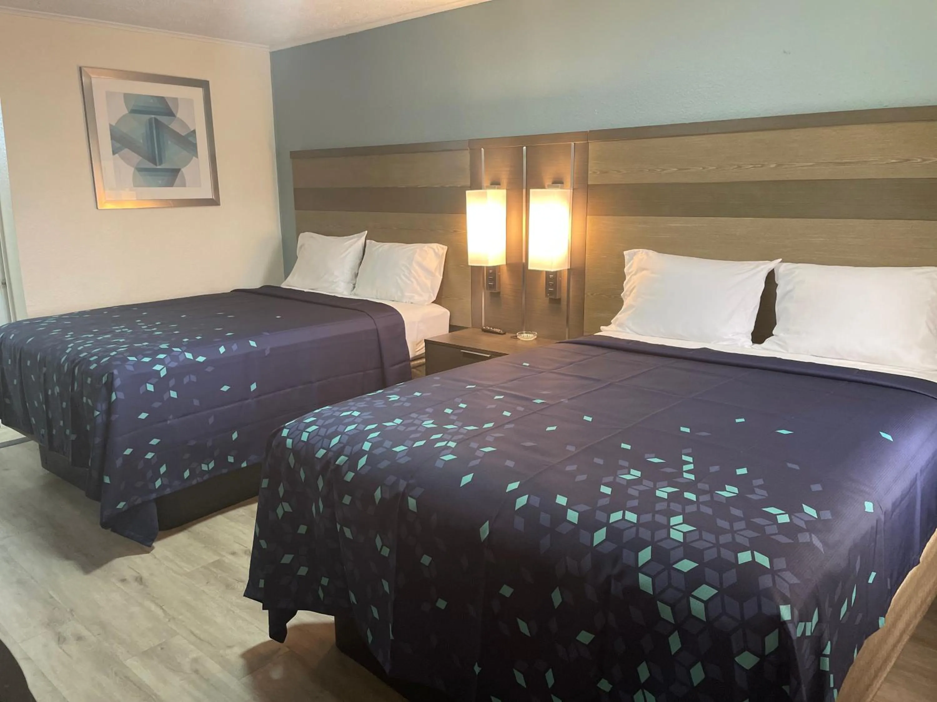 Executive Inn & Suites