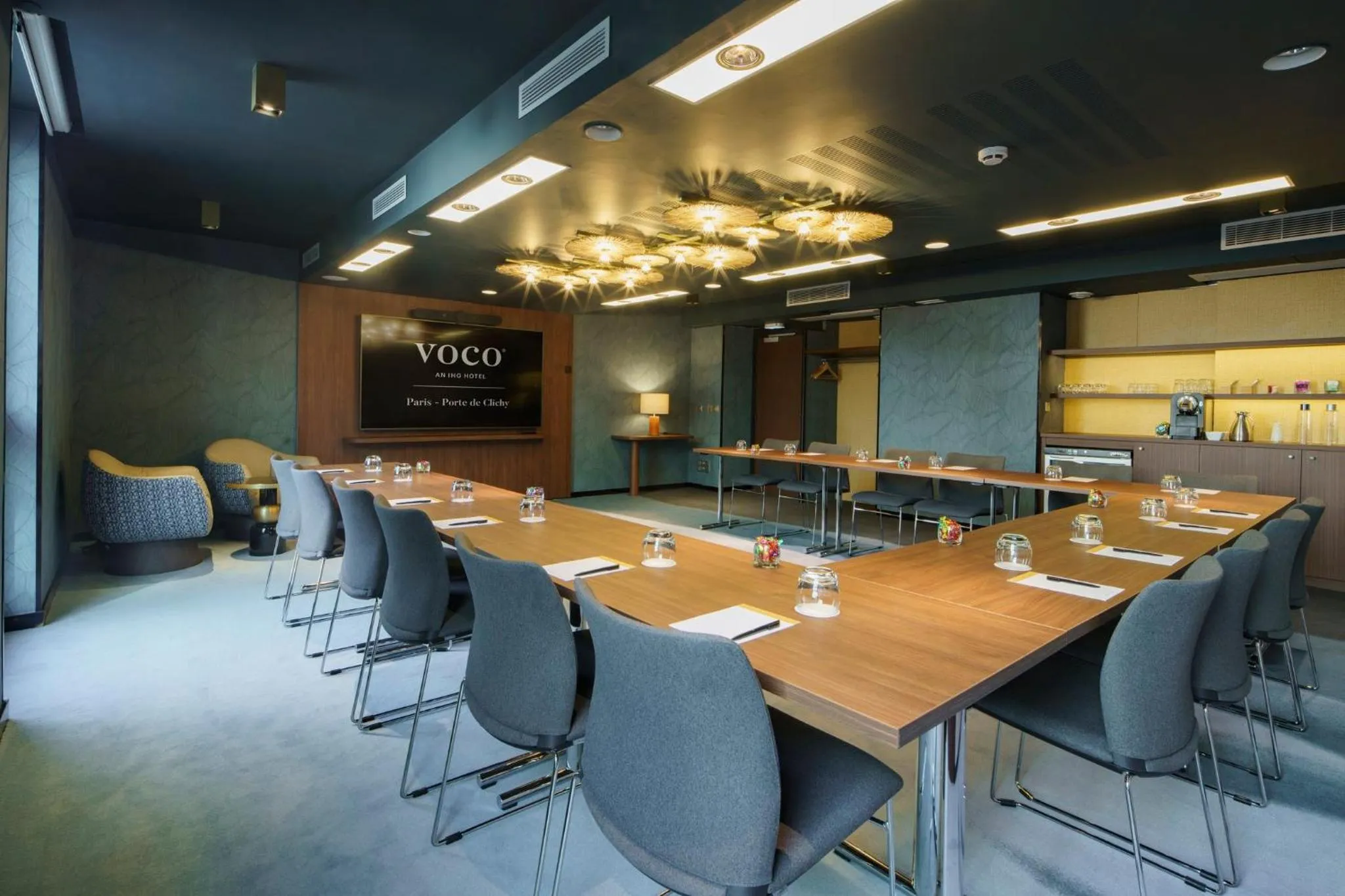 Meeting/conference room in Voco Paris - Porte de Clichy