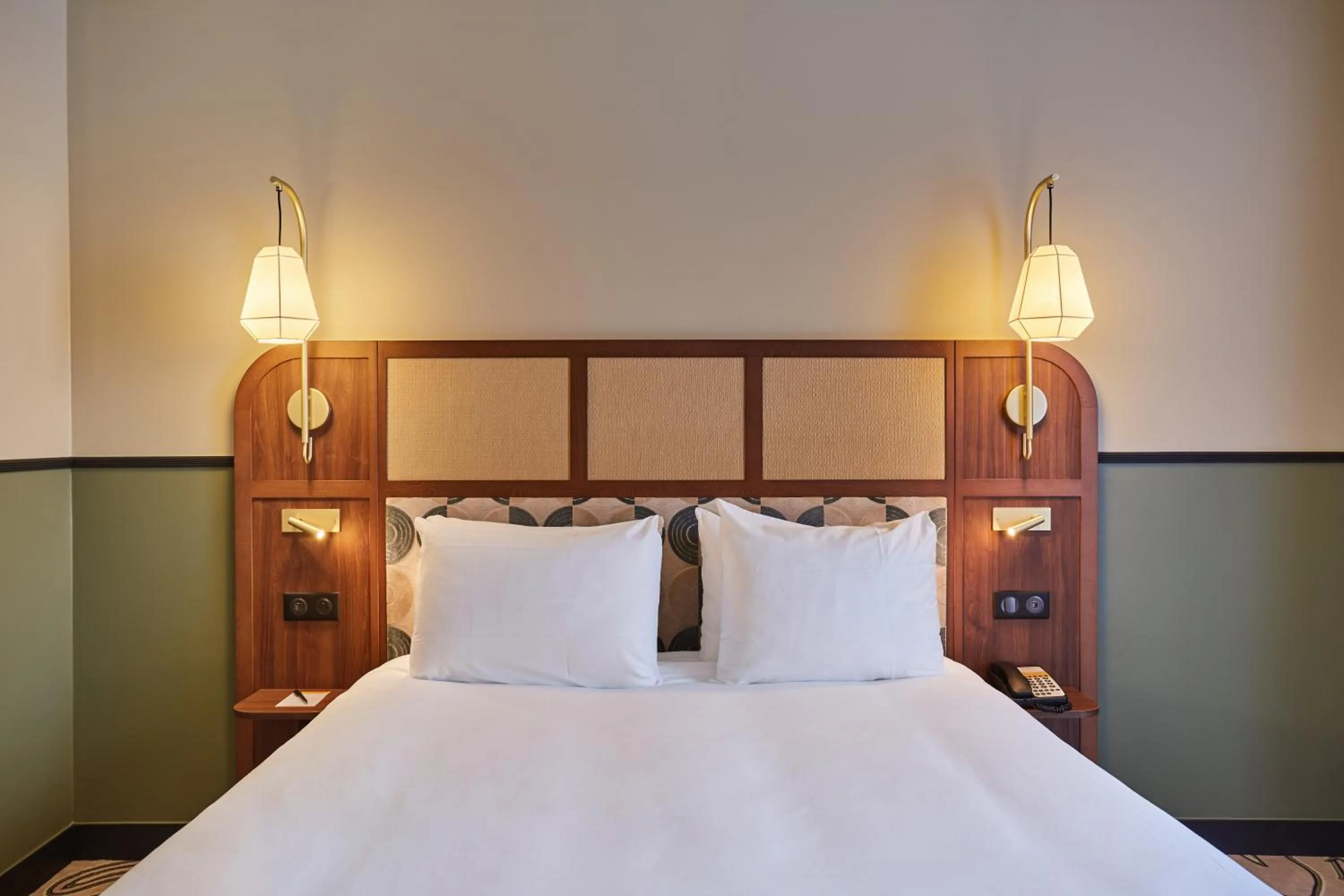 Bed in Voco Paris - Porte de Clichy