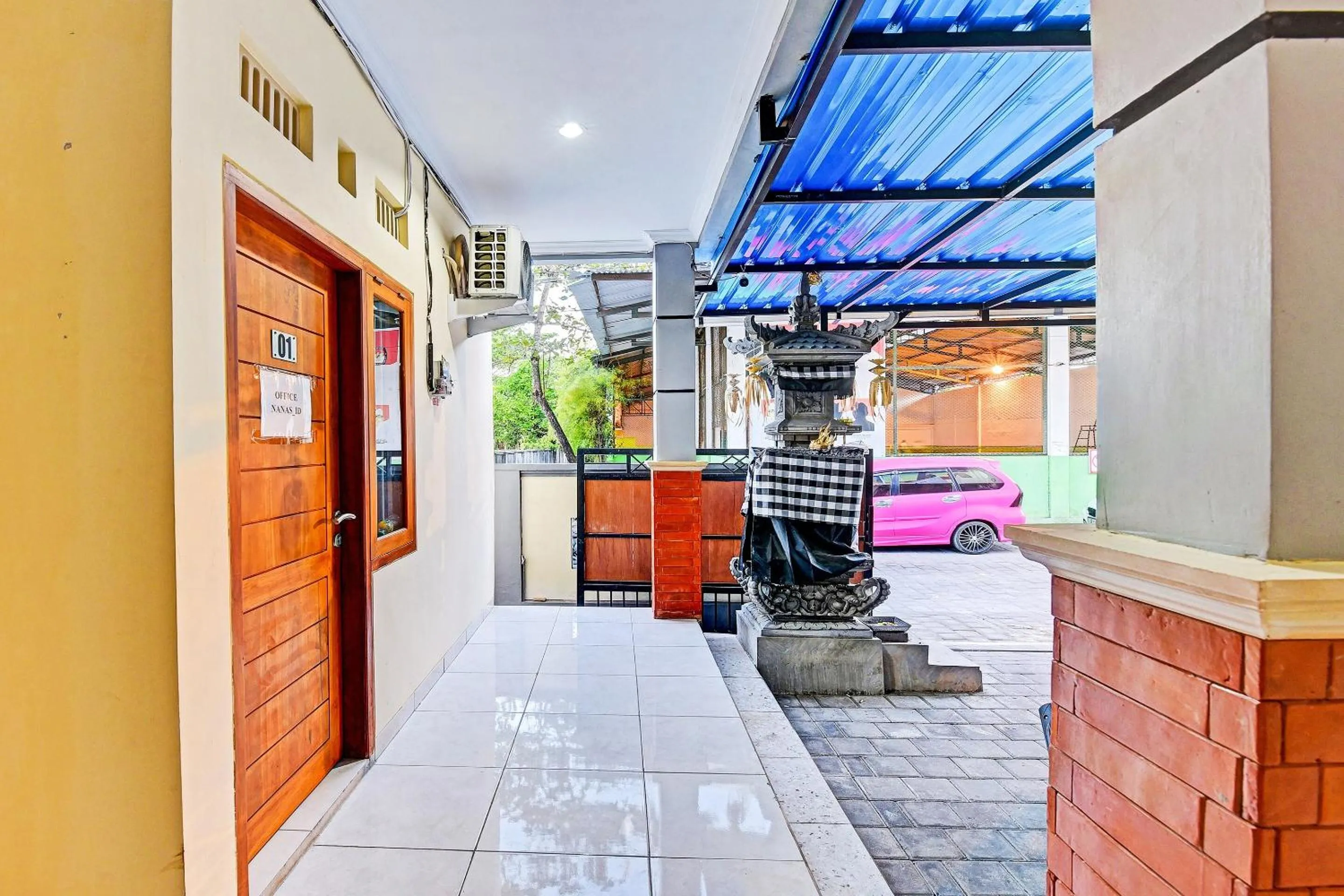 Lobby or reception in Hotel O Casa Jupiter Shine