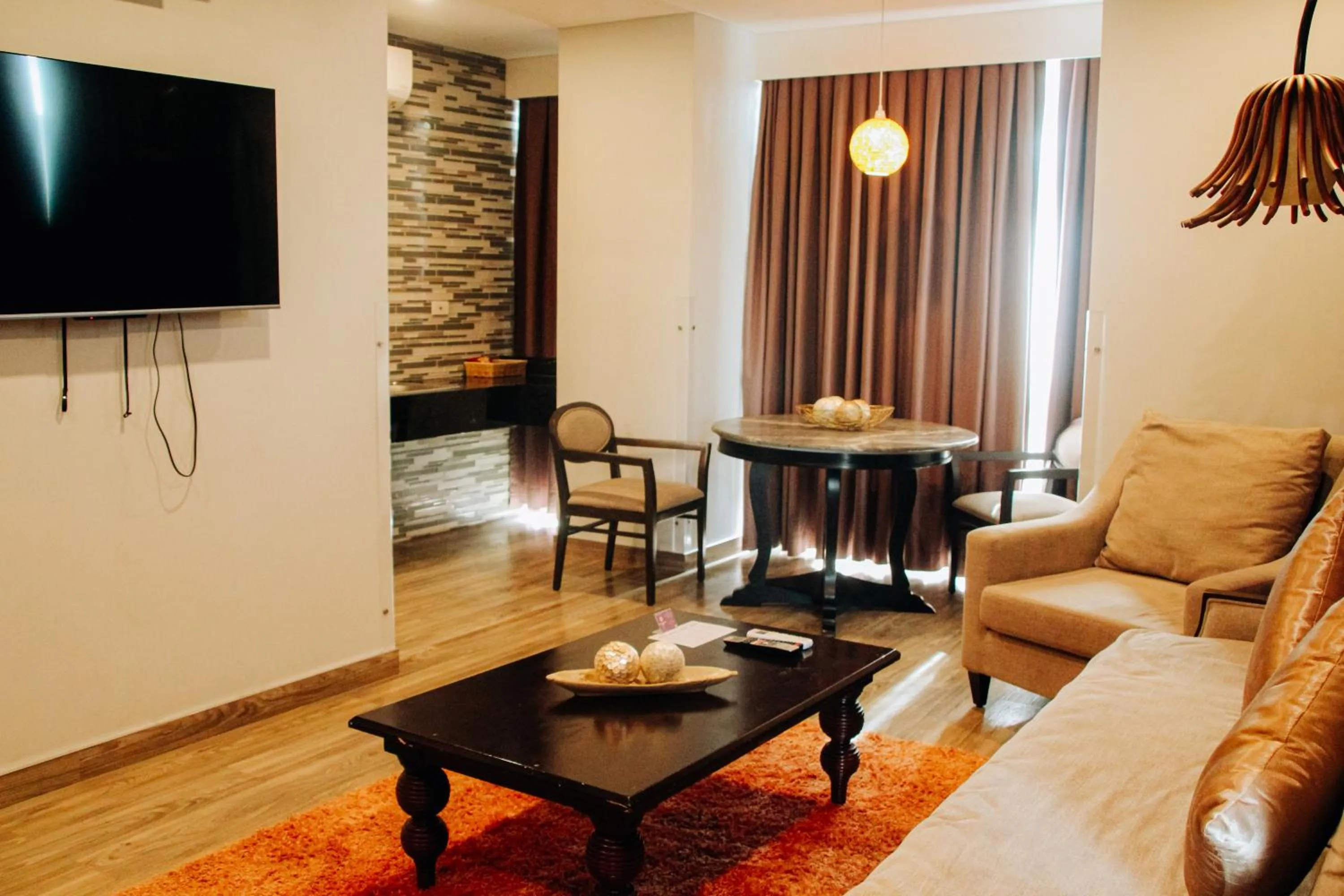 Living room in Goldberry Suites and Hotel Cebu