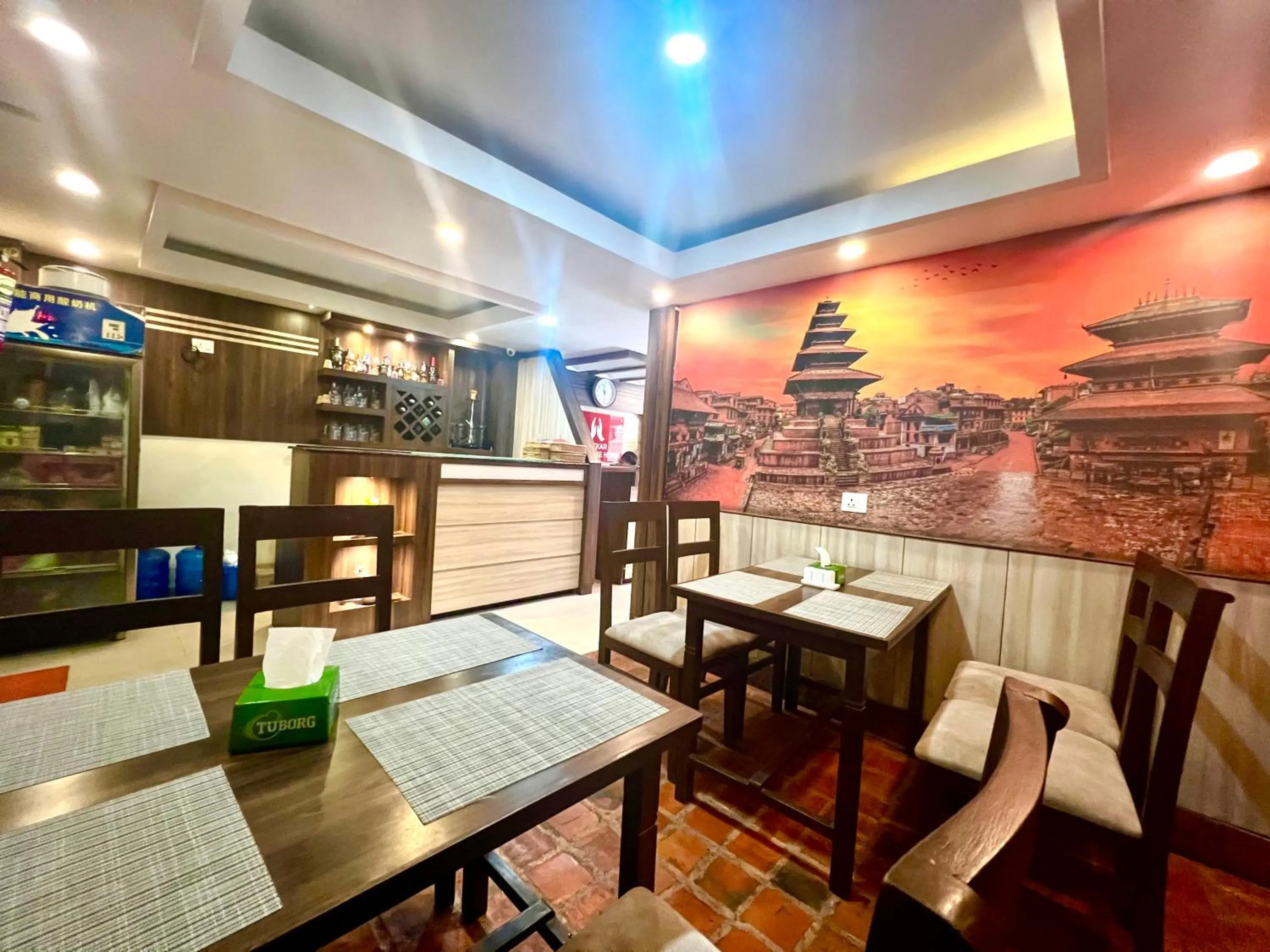 Restaurant/places to eat in Satkar Boutique Home