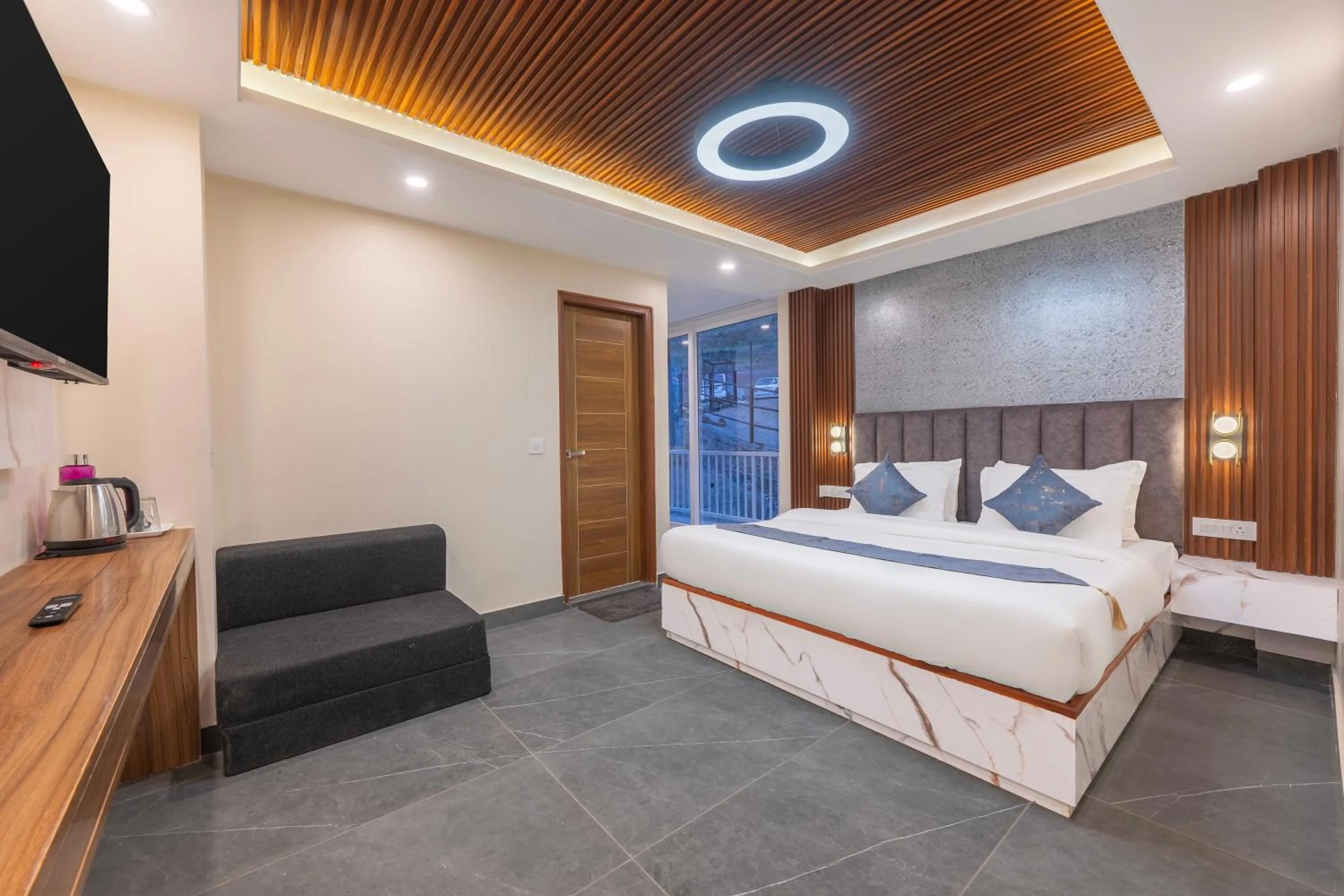 Bed in Snow Land Shimla