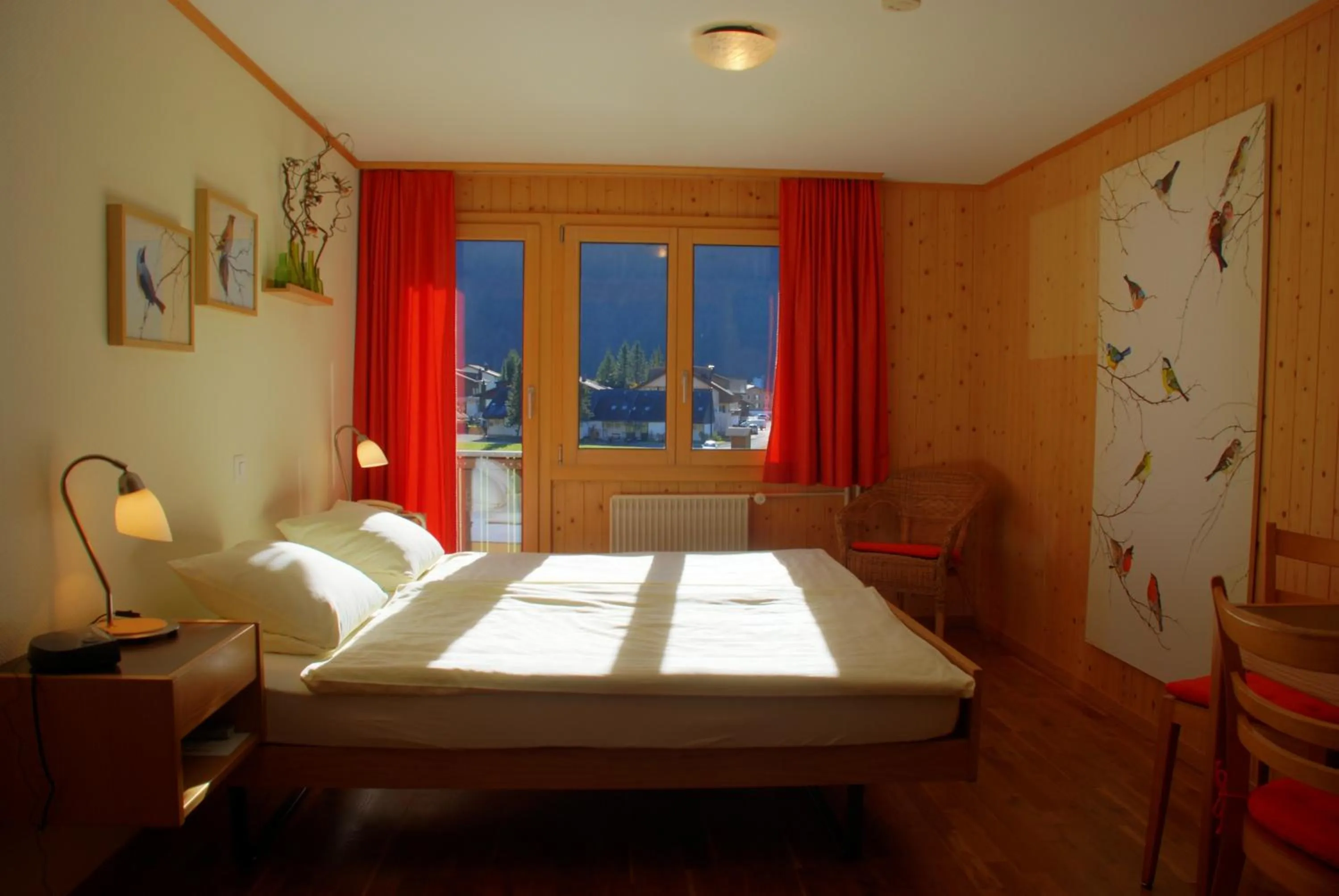 Photo of the whole room, Bed in Hotel Garni Hostatt