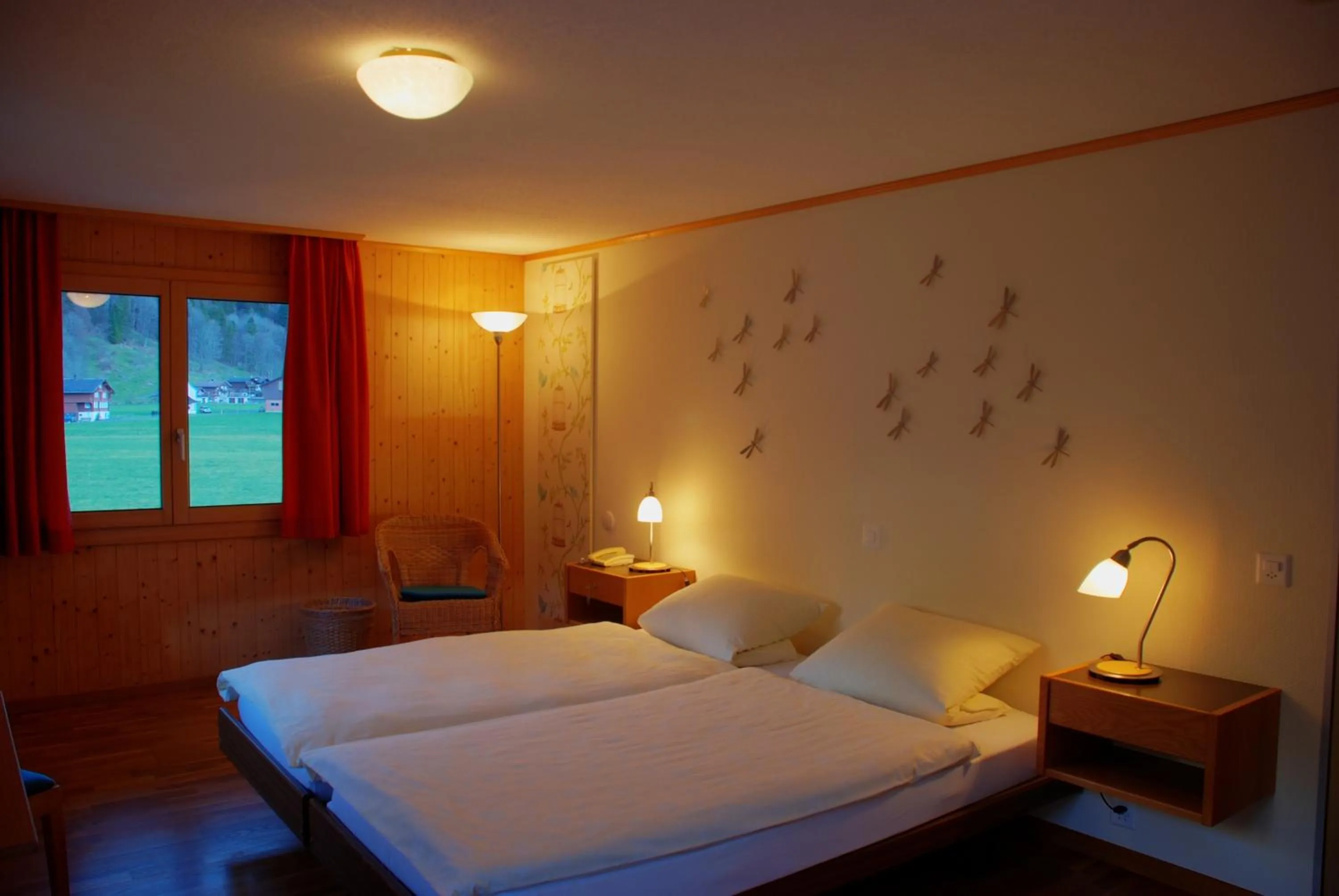 Photo of the whole room, Bed in Hotel Garni Hostatt