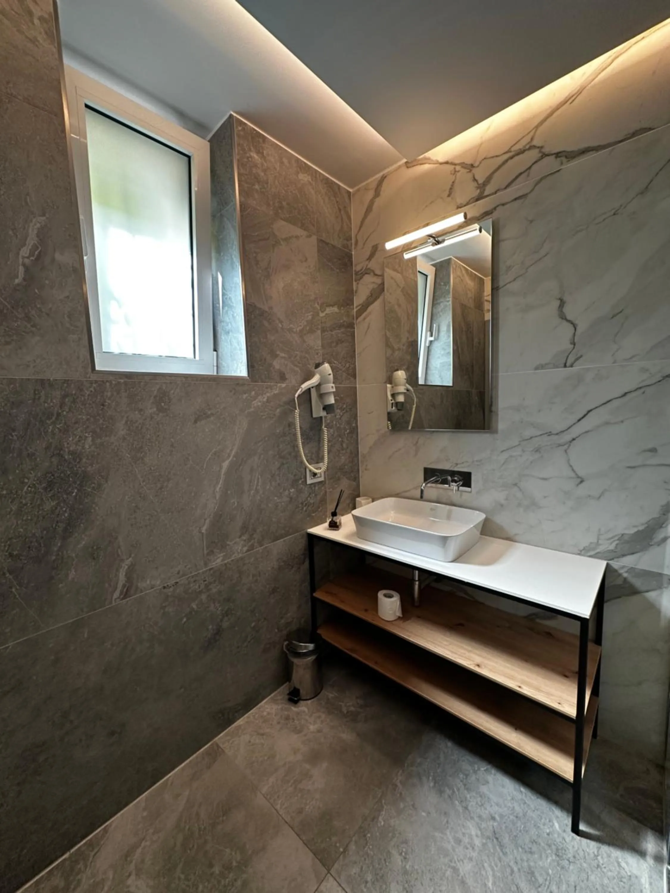 GRANDI 32 Boutique Residence