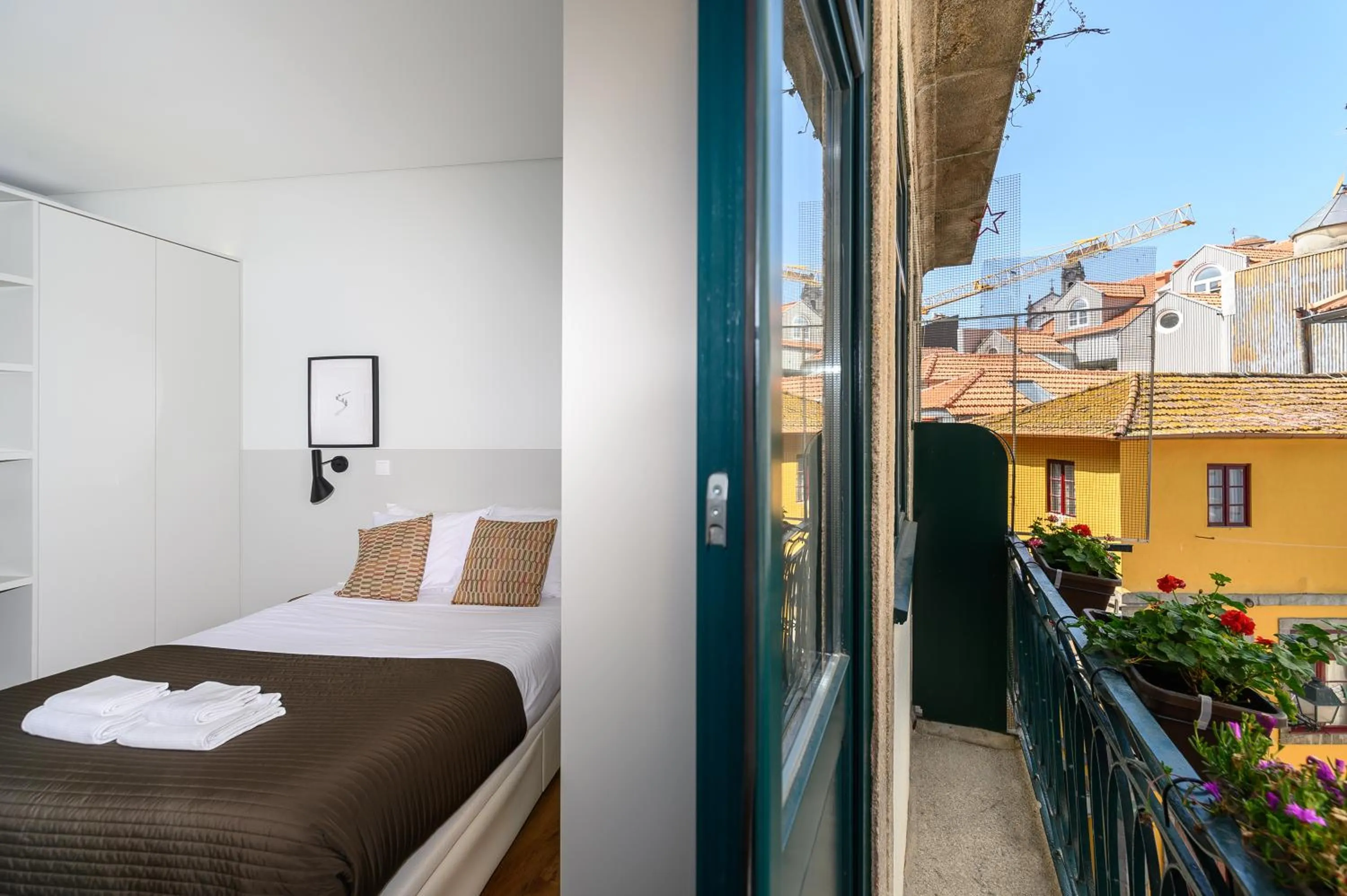 Balcony/Terrace, Bed in Maria da Sé Historic House