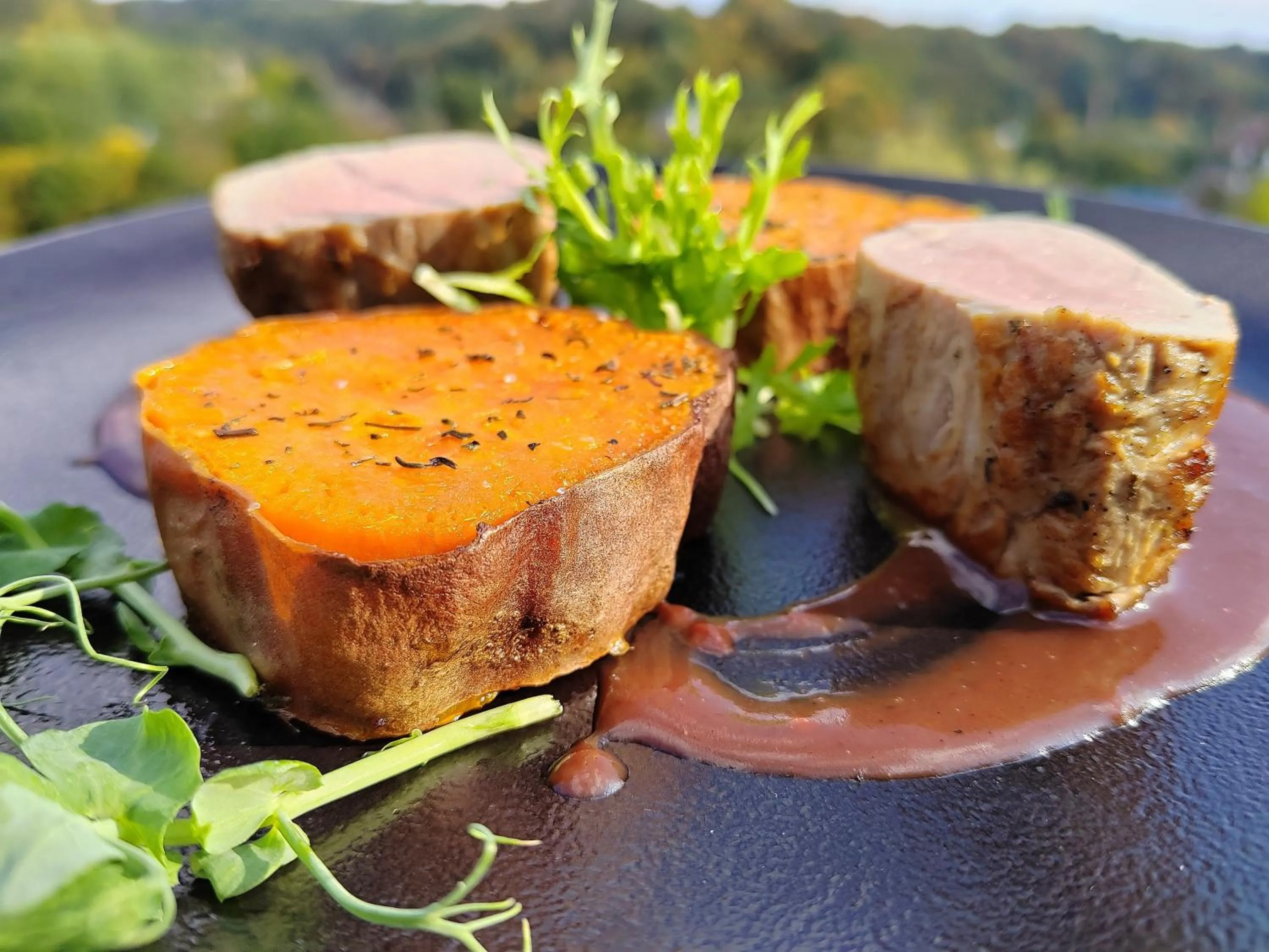 Restaurant/places to eat in Hotel Rajská zahrada