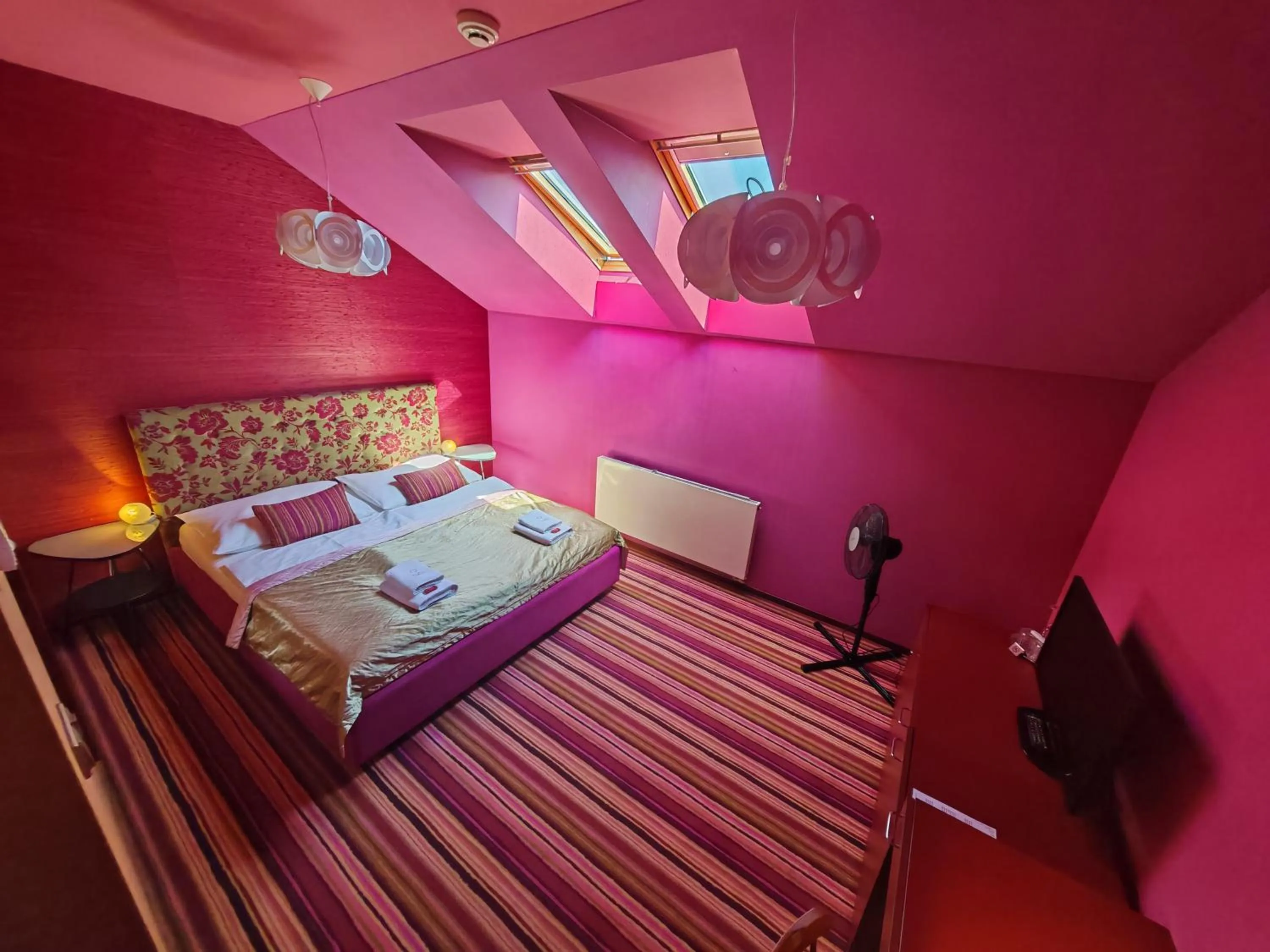 Bed in Hotel Rajská zahrada