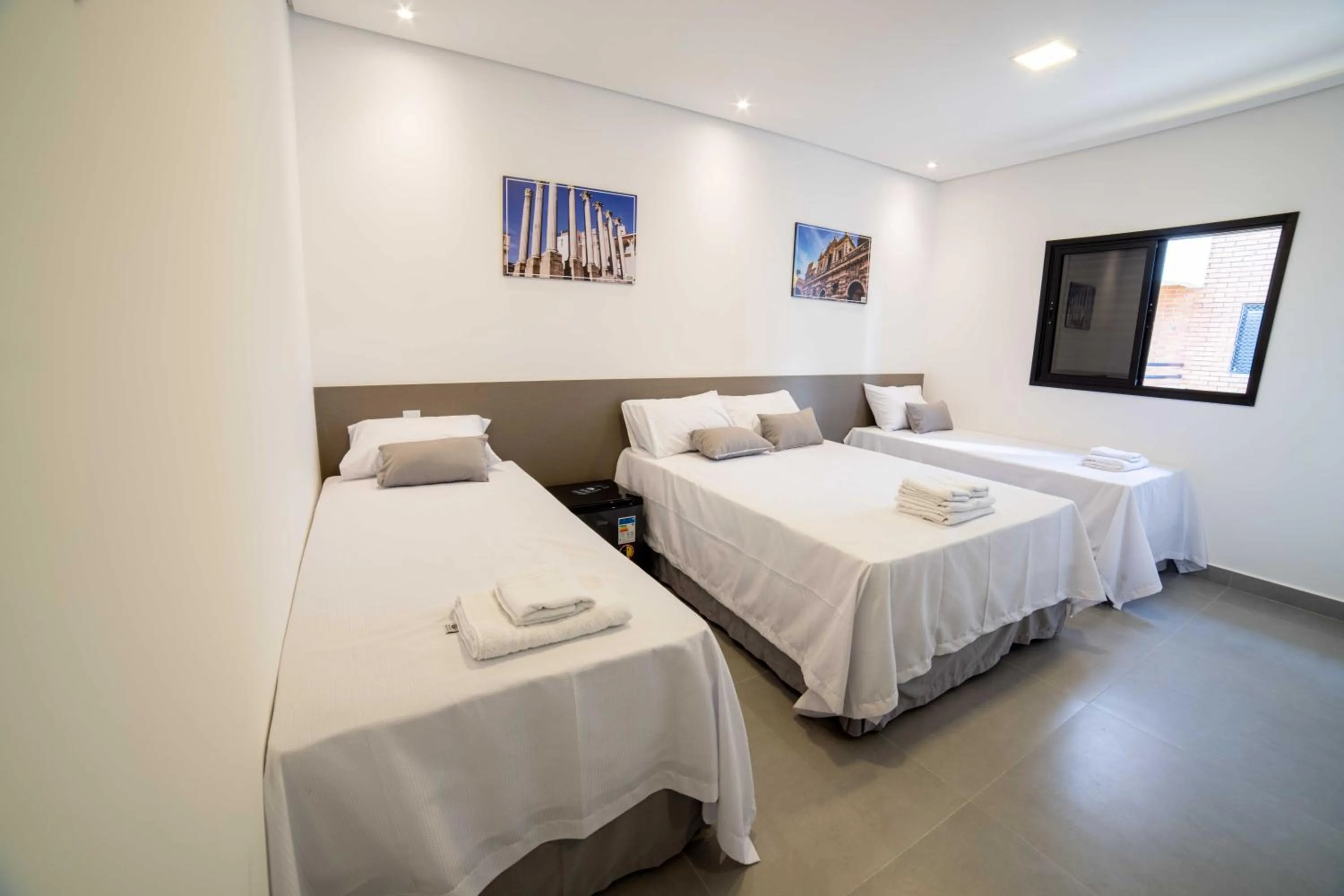 Photo of the whole room, Bed in Pousada Cadiz - Piscina Climatizada