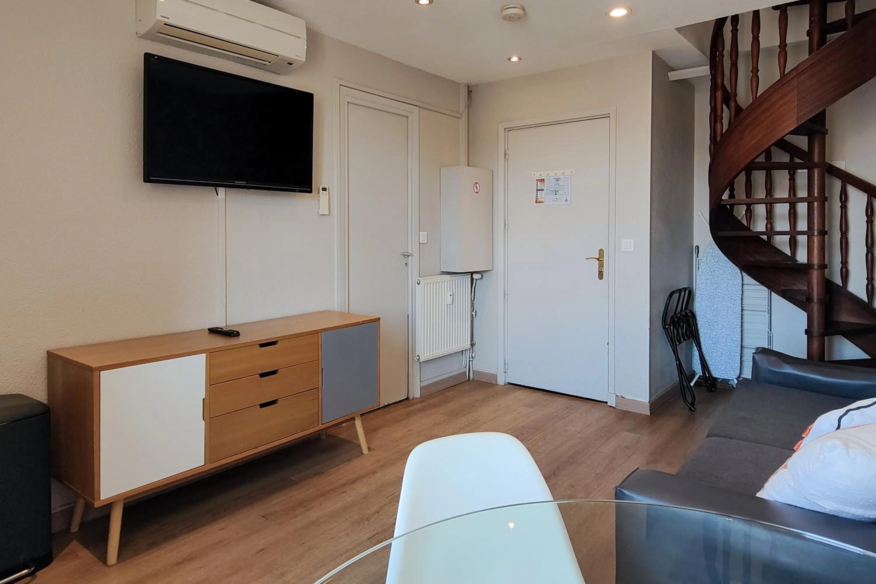 Living room in Aparthotel AMMI Nice Massena - ex Ajoupa