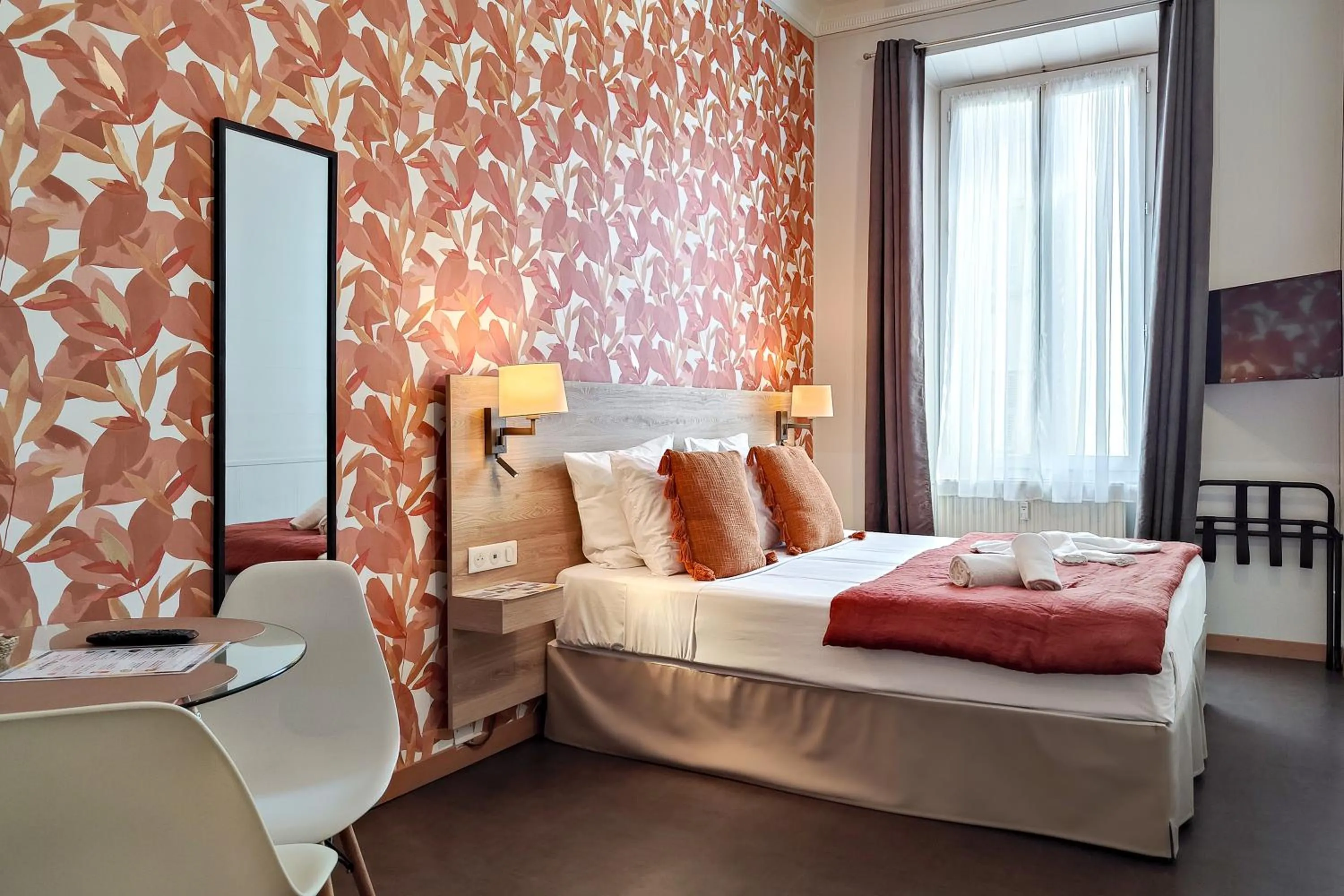 Photo of the whole room, Bed in Aparthotel AMMI Nice Massena - ex Ajoupa