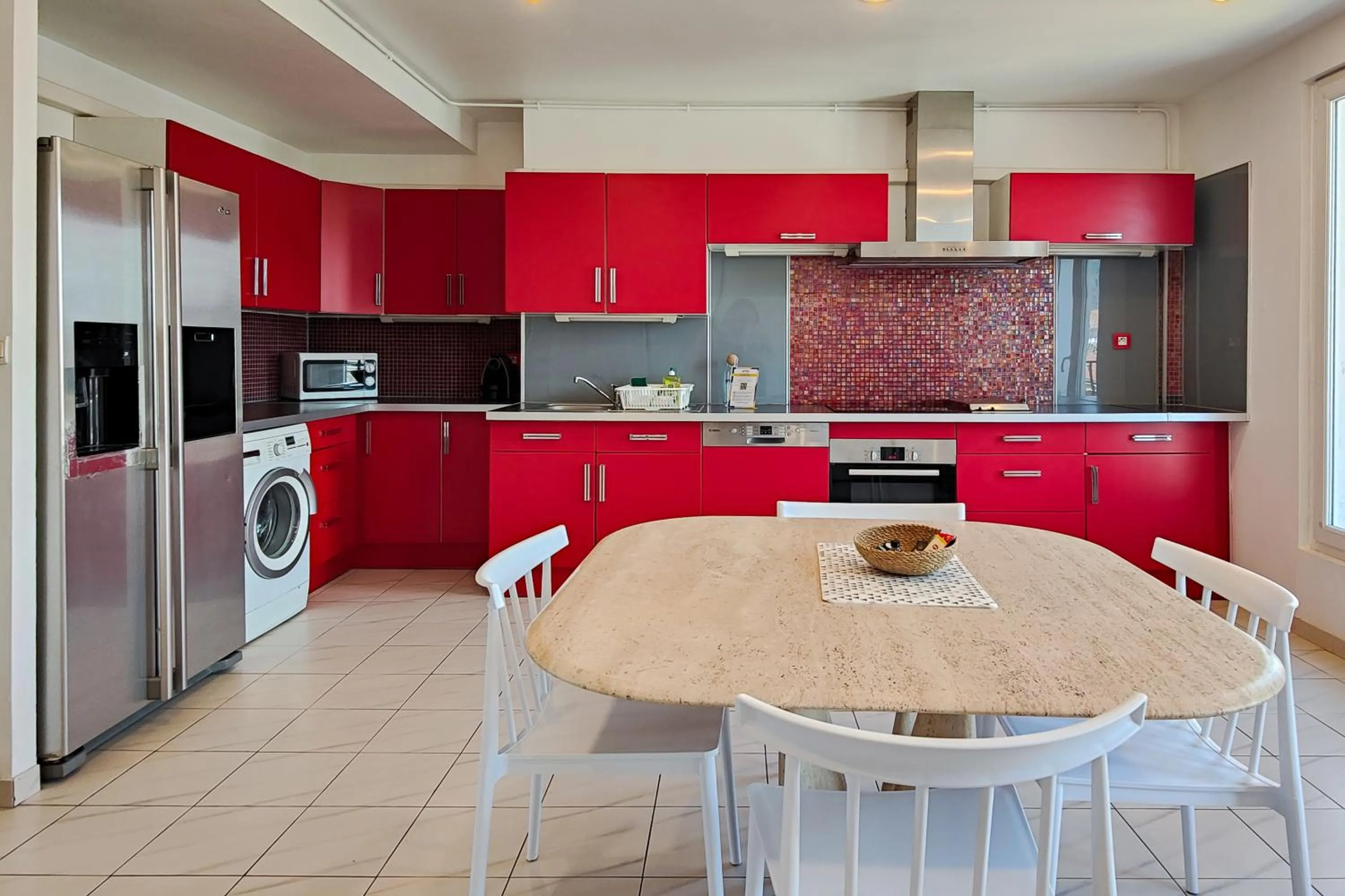 kitchen in Aparthotel AMMI Nice Massena - ex Ajoupa