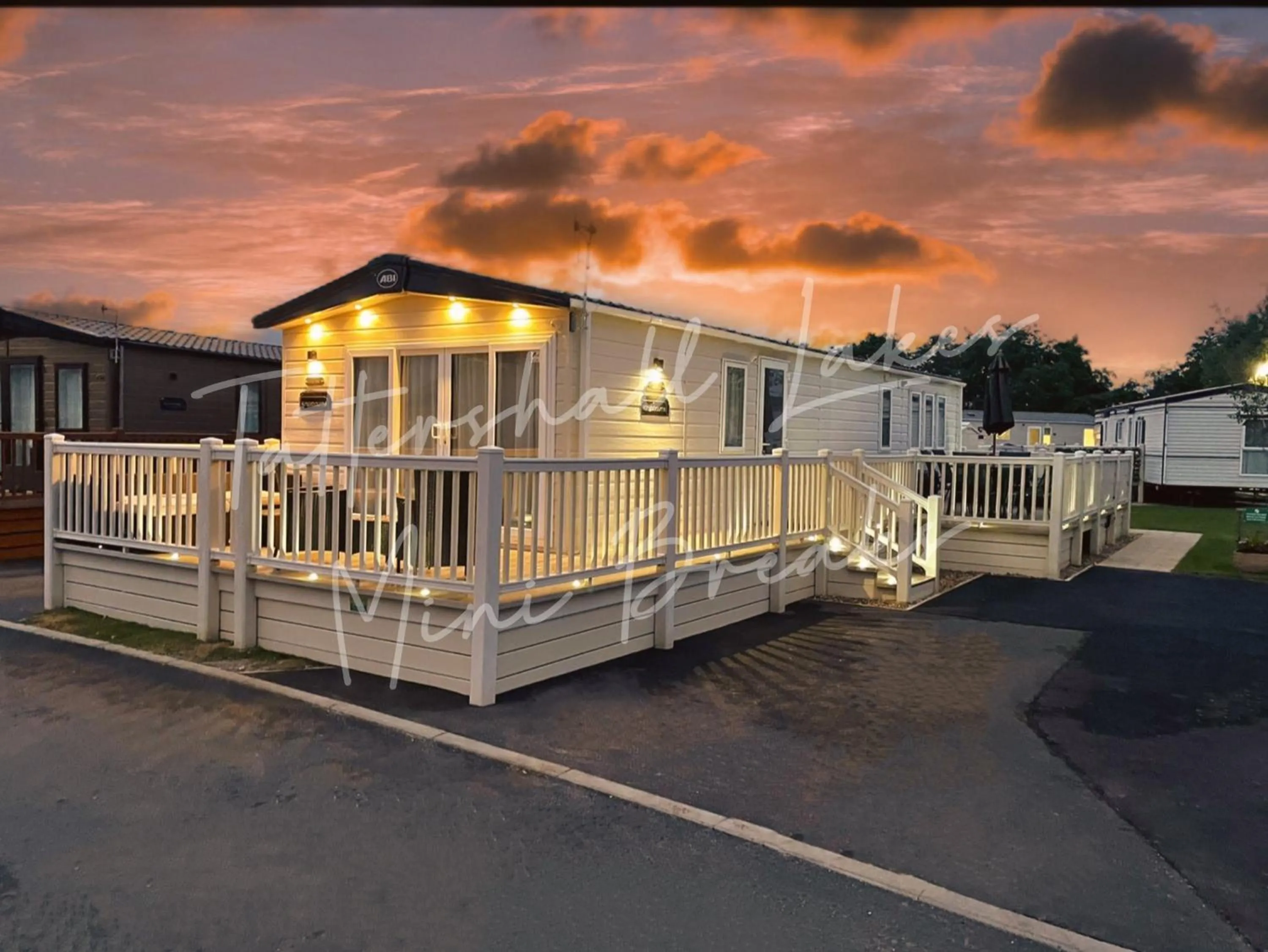 Property building in Tattershall Lakes Mini Breaks - Osprey Rise