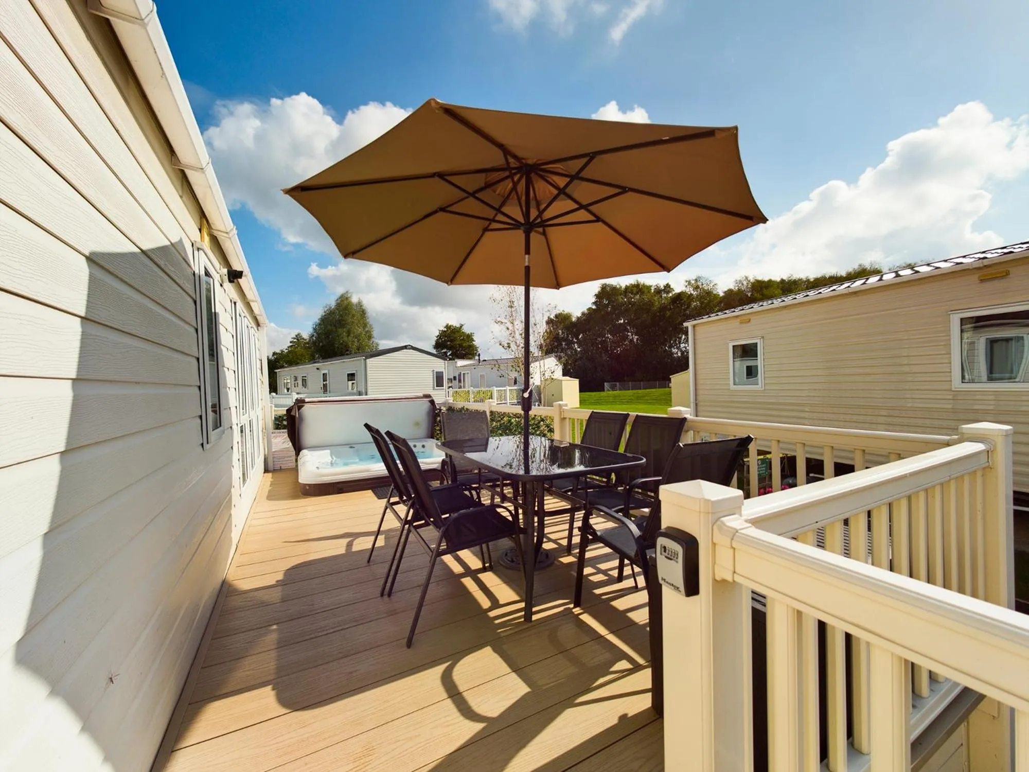 Property building in Tattershall Lakes Mini Breaks - Osprey Rise