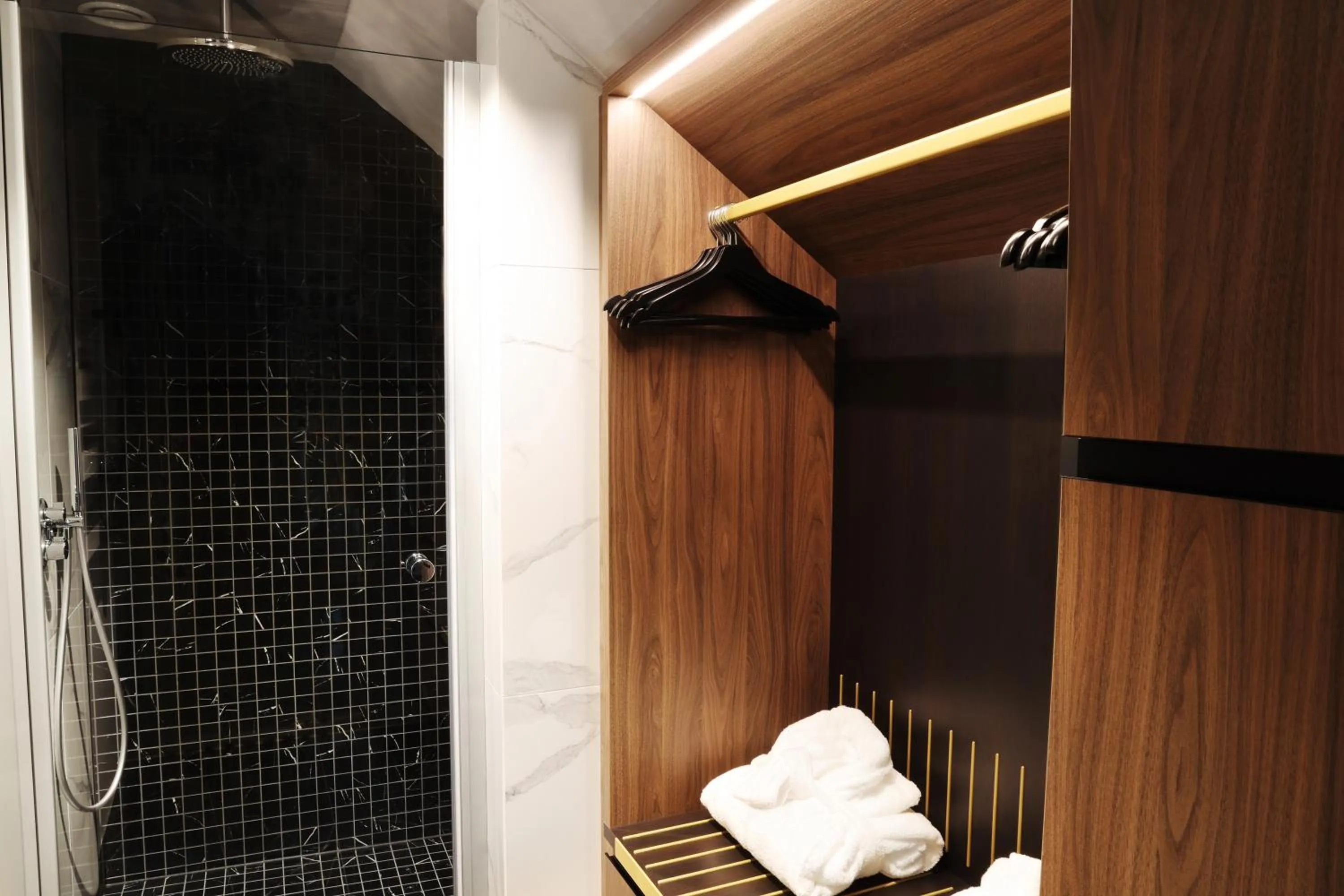 Bathroom in Hotel Reykjavík Saga