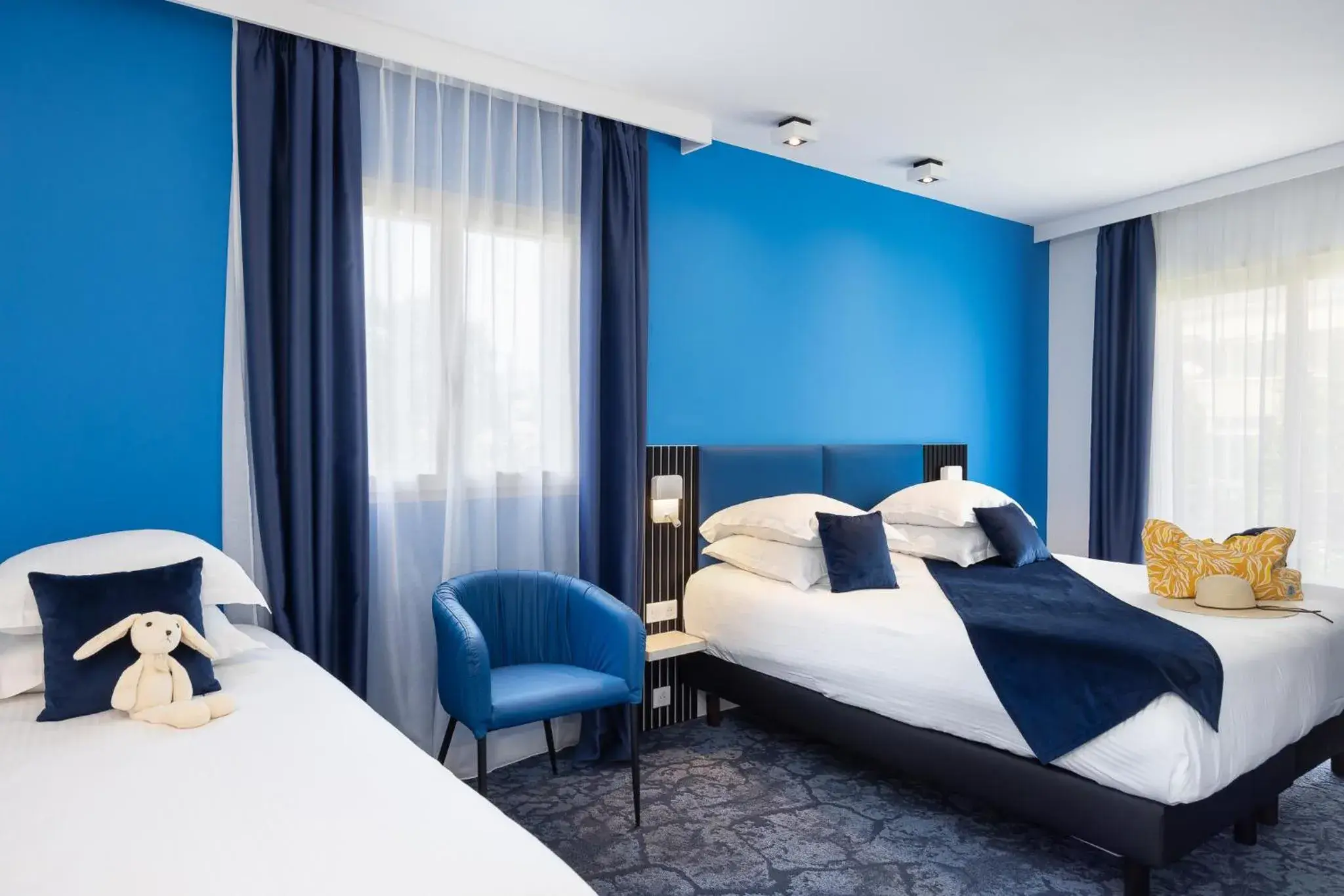 Deluxe Triple Room in Hotel Royalmar - Nouveau propriétaire Deluxe Triple Room in Hotel Royalmar - Nouveau propriétaire