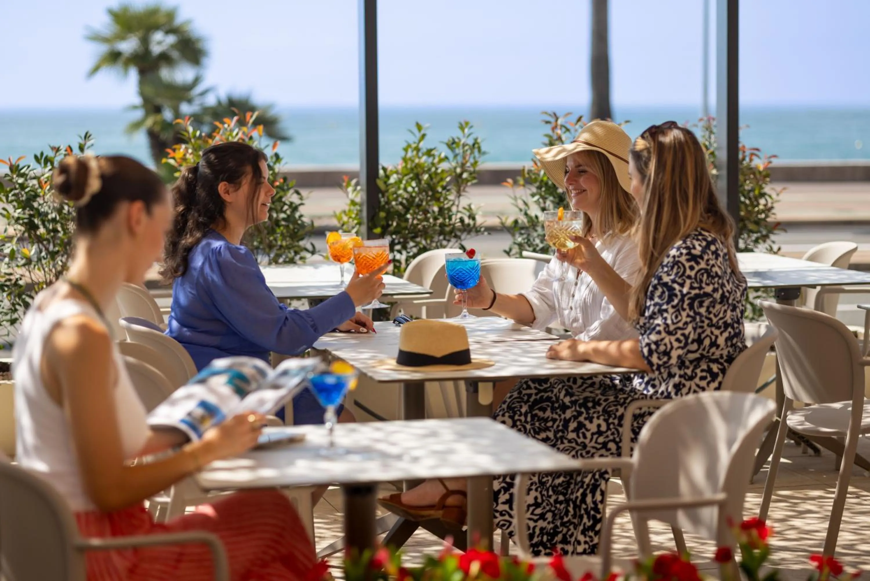 Restaurant/places to eat in Hotel Royalmar - Nouveau propriétaire