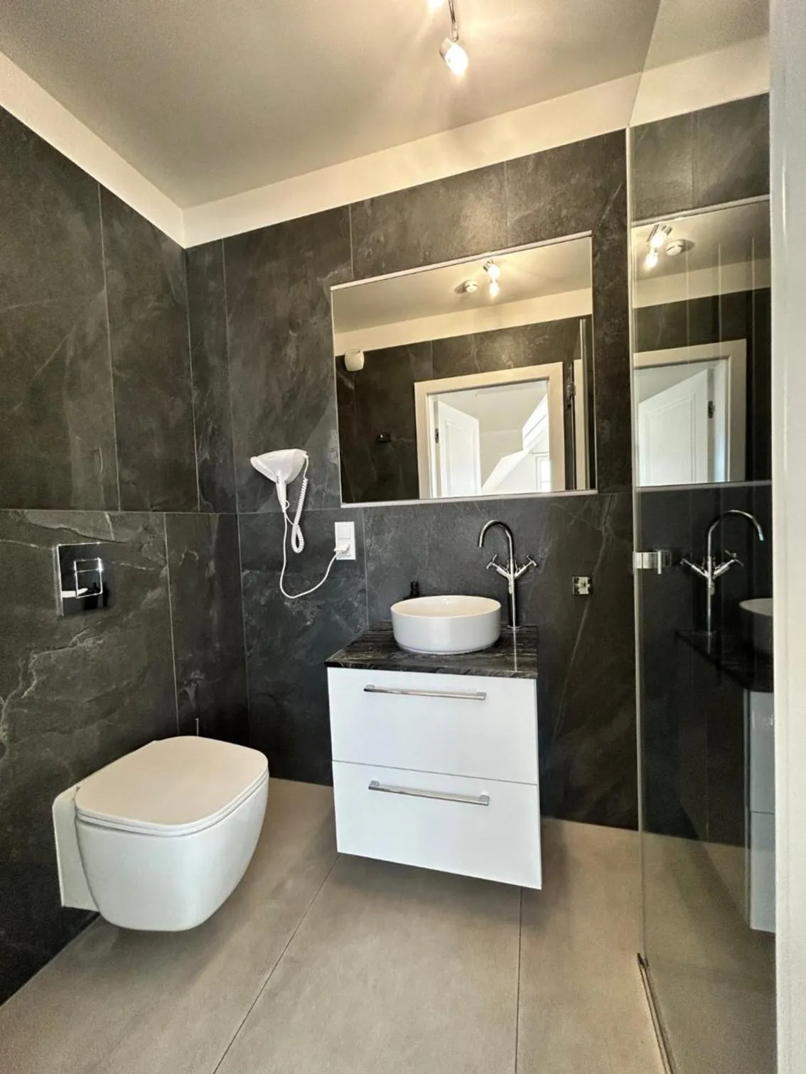 Shower in Baltic Gdańsk OLD TOWN by St Mary s Church