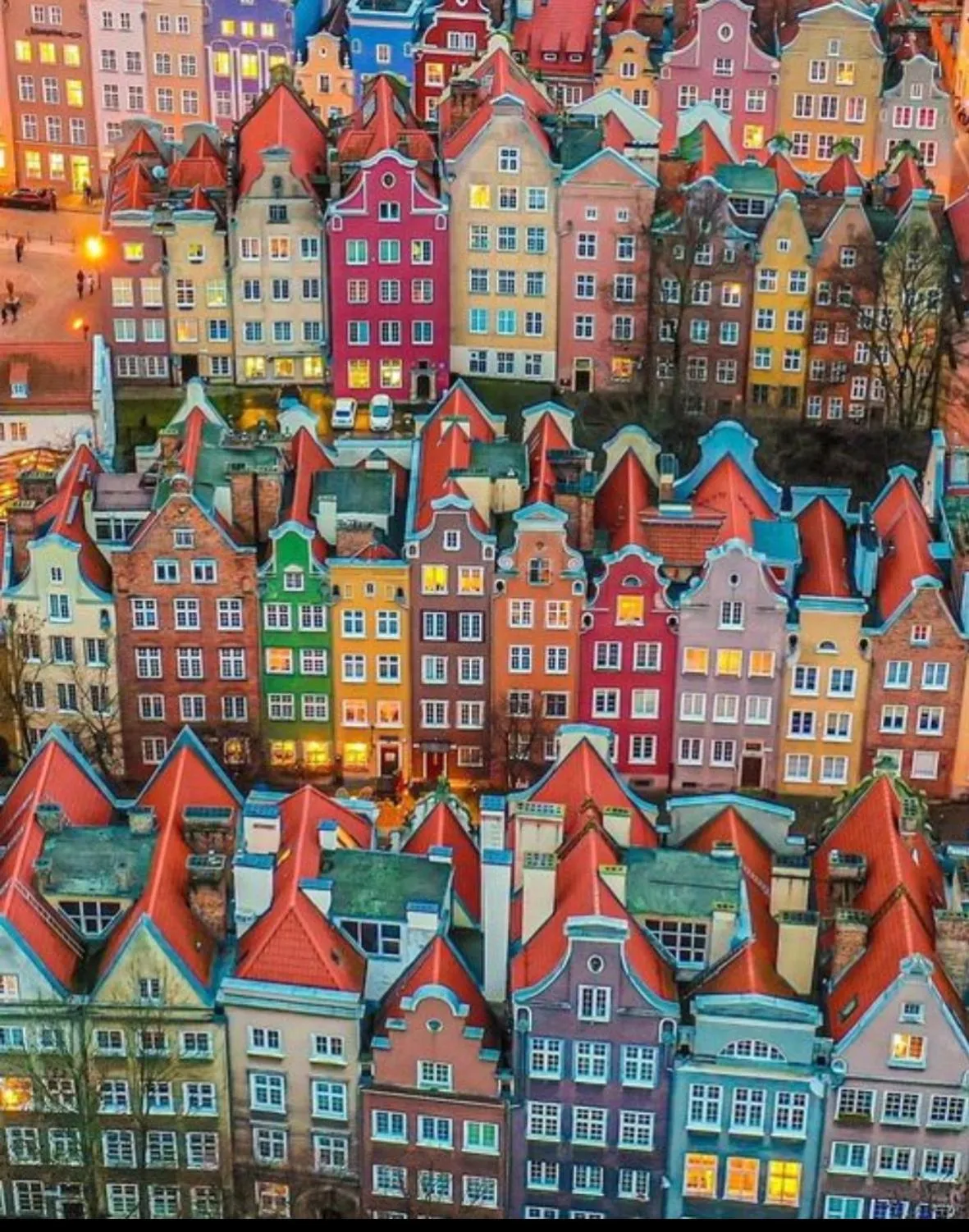 Property building in Baltic Gdańsk Old Town - St Mary s Church