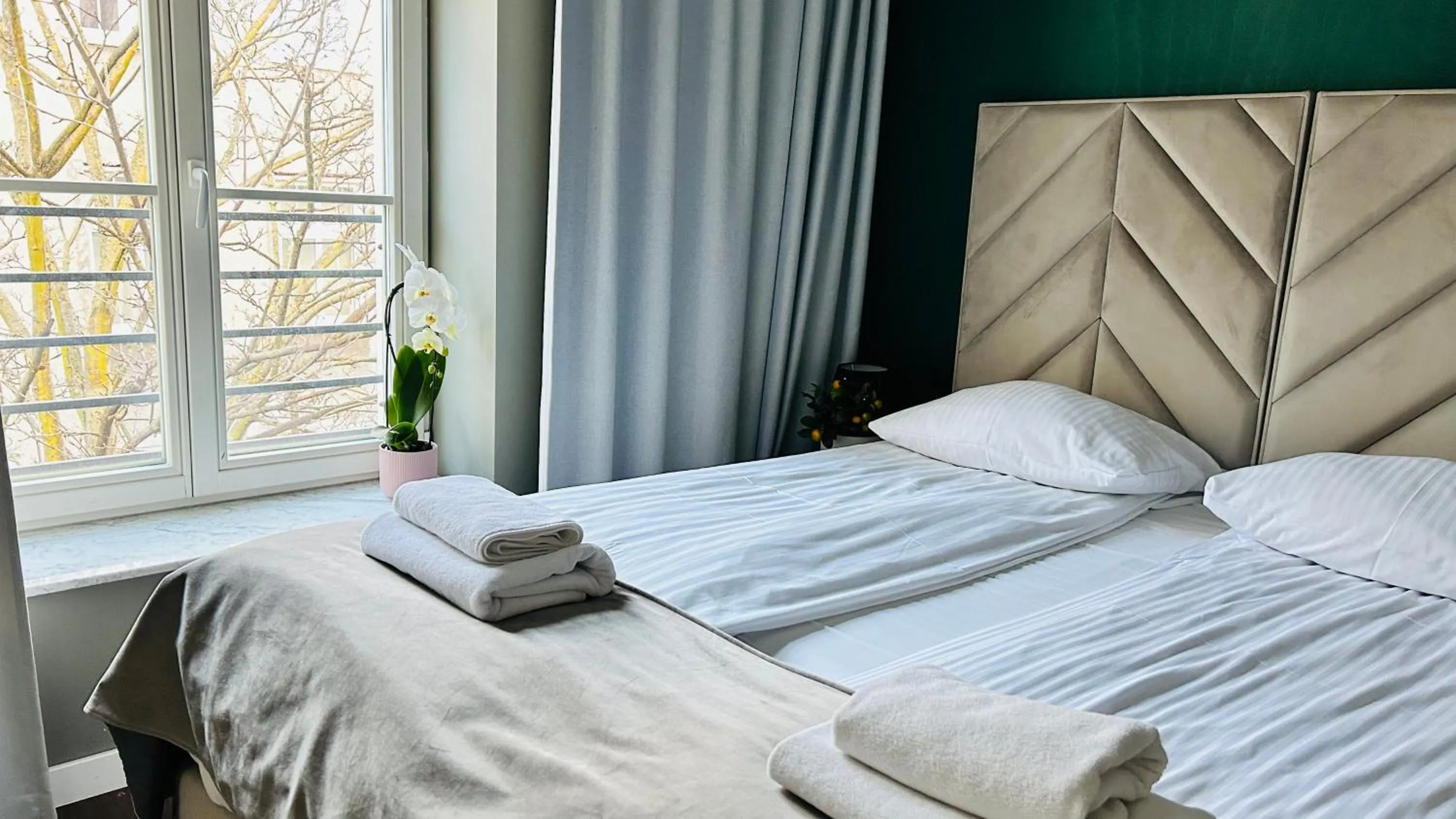 Bed in Baltic Gdańsk OLD TOWN by St Mary s Church