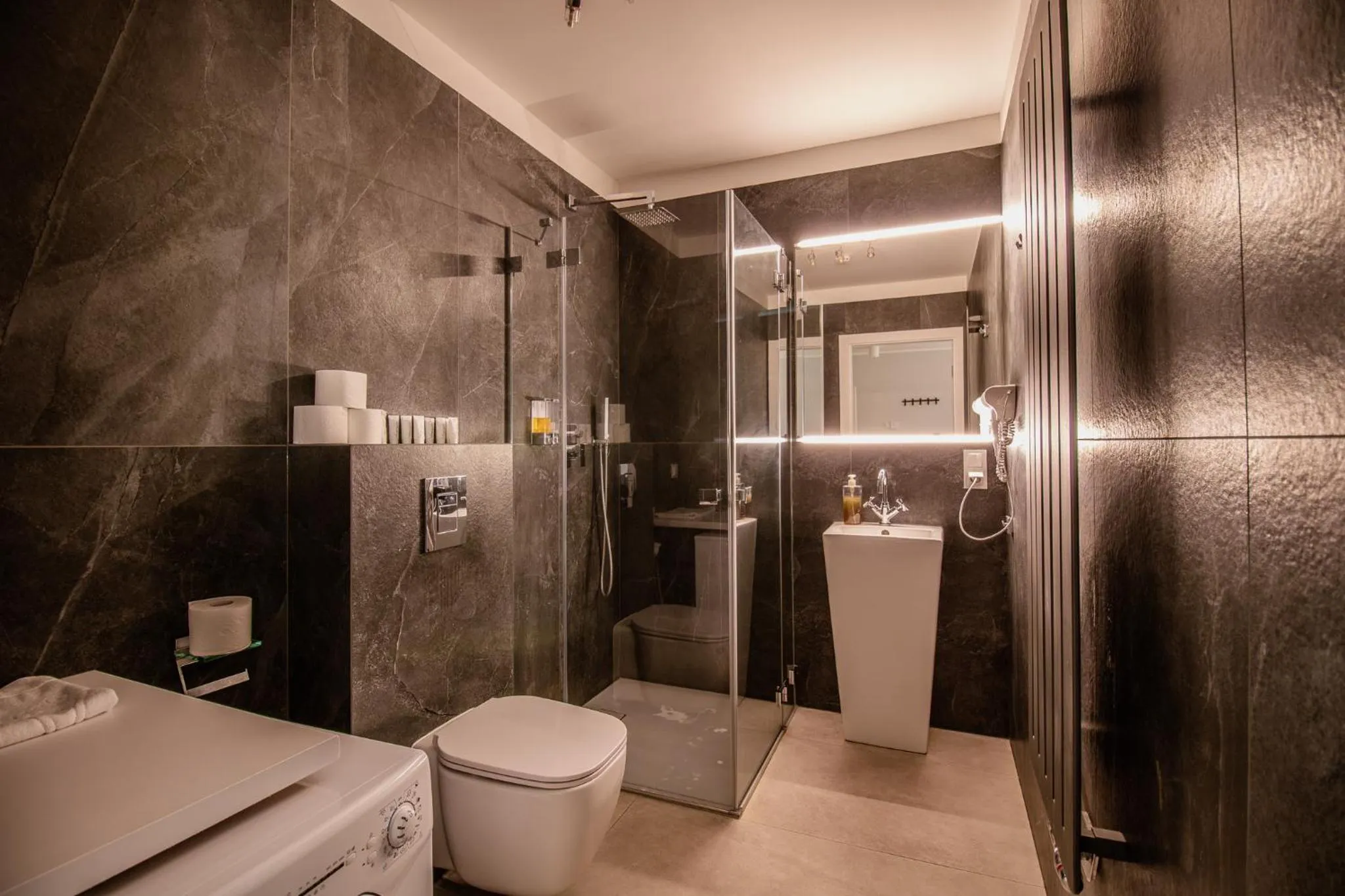 Shower in Baltic Gdańsk OLD TOWN by St Mary s Church