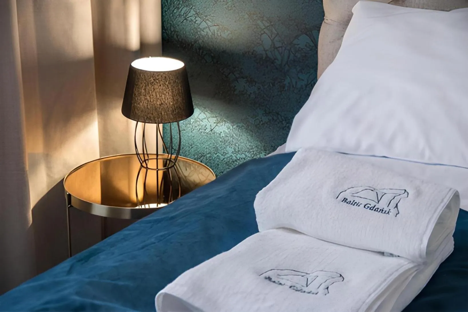 Bed in Baltic Gdańsk OLD TOWN by St Mary s Church