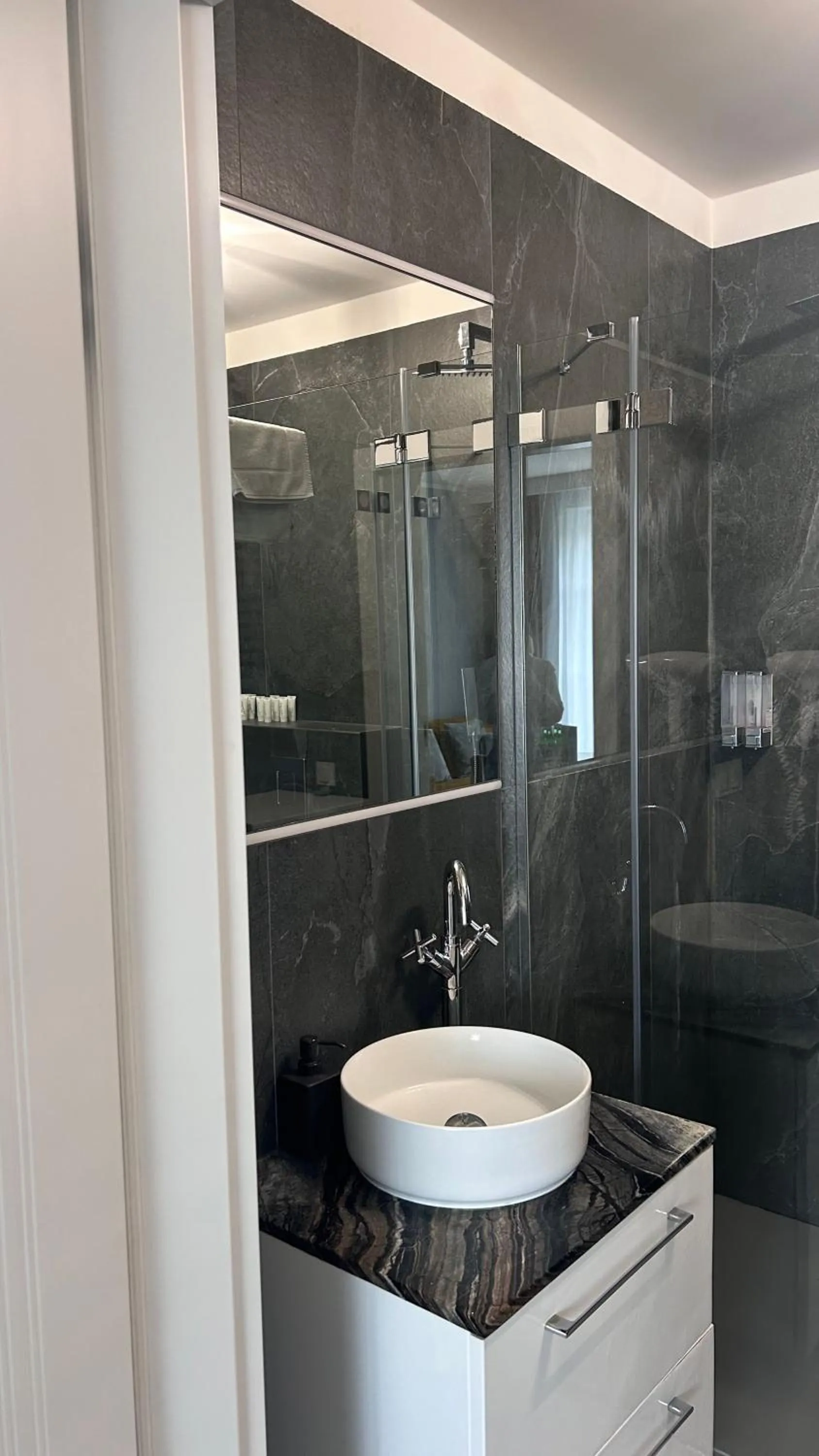 Shower in Baltic Gdańsk OLD TOWN by St Mary s Church