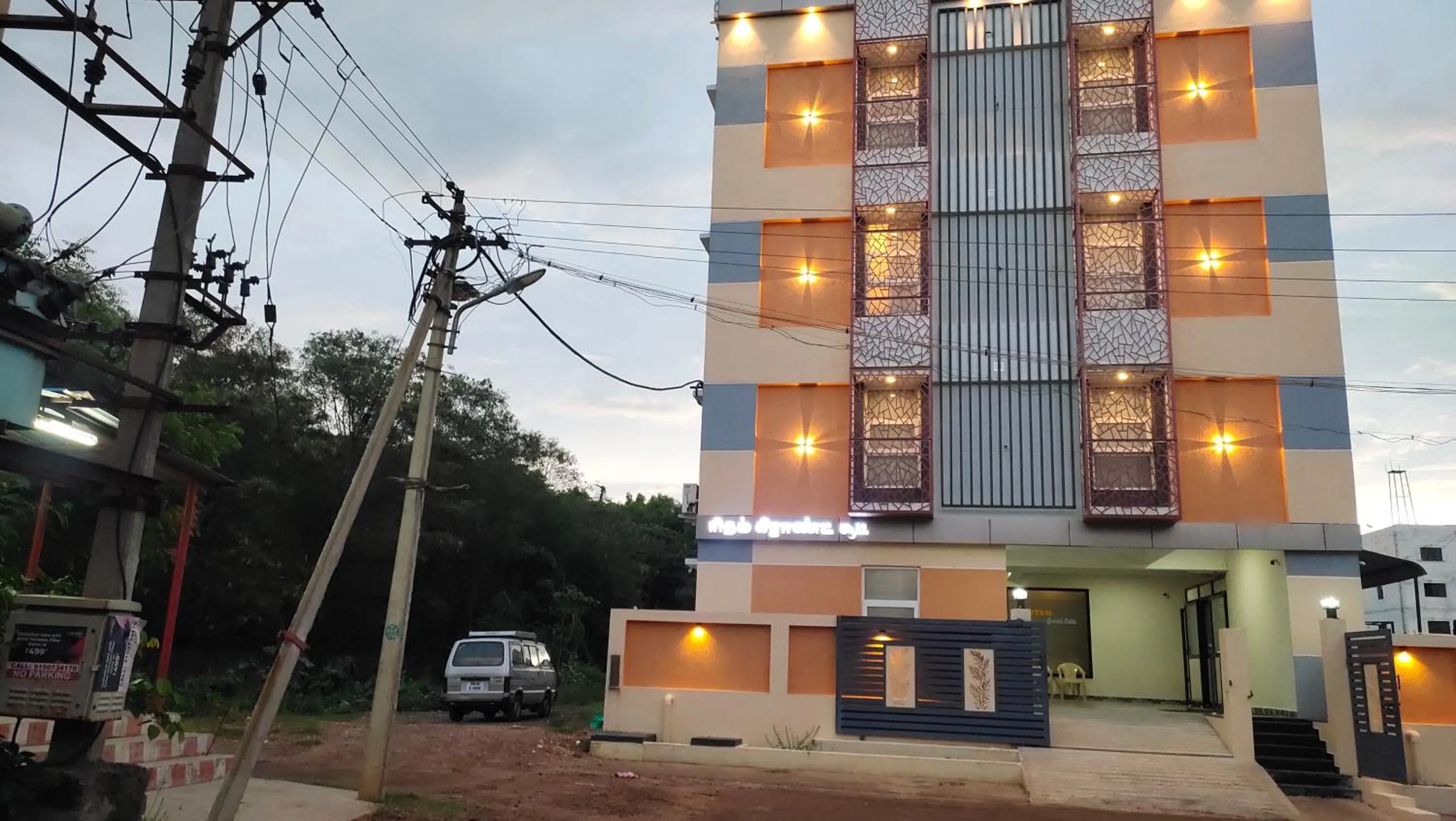 Facade/entrance in Hotel Rhythm Grand Suite