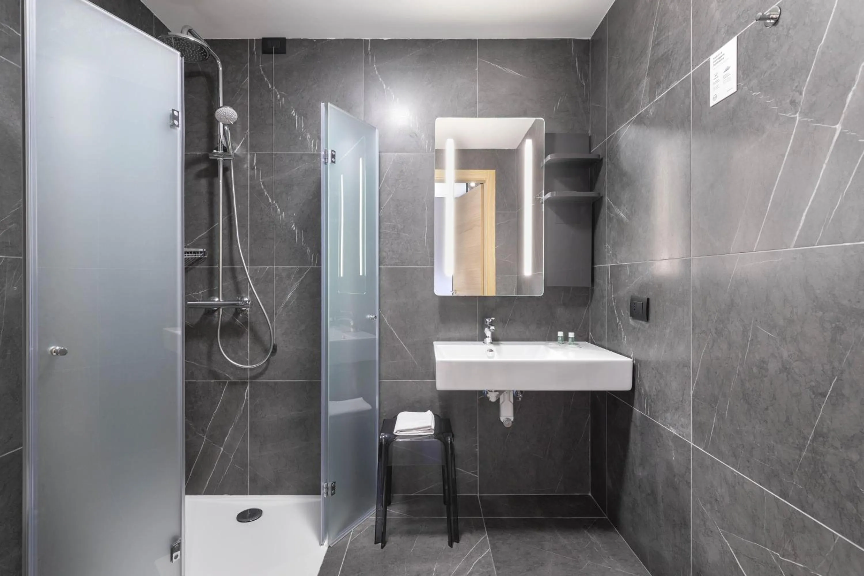 Photo of the whole room in B&B Hotel Genova City Center