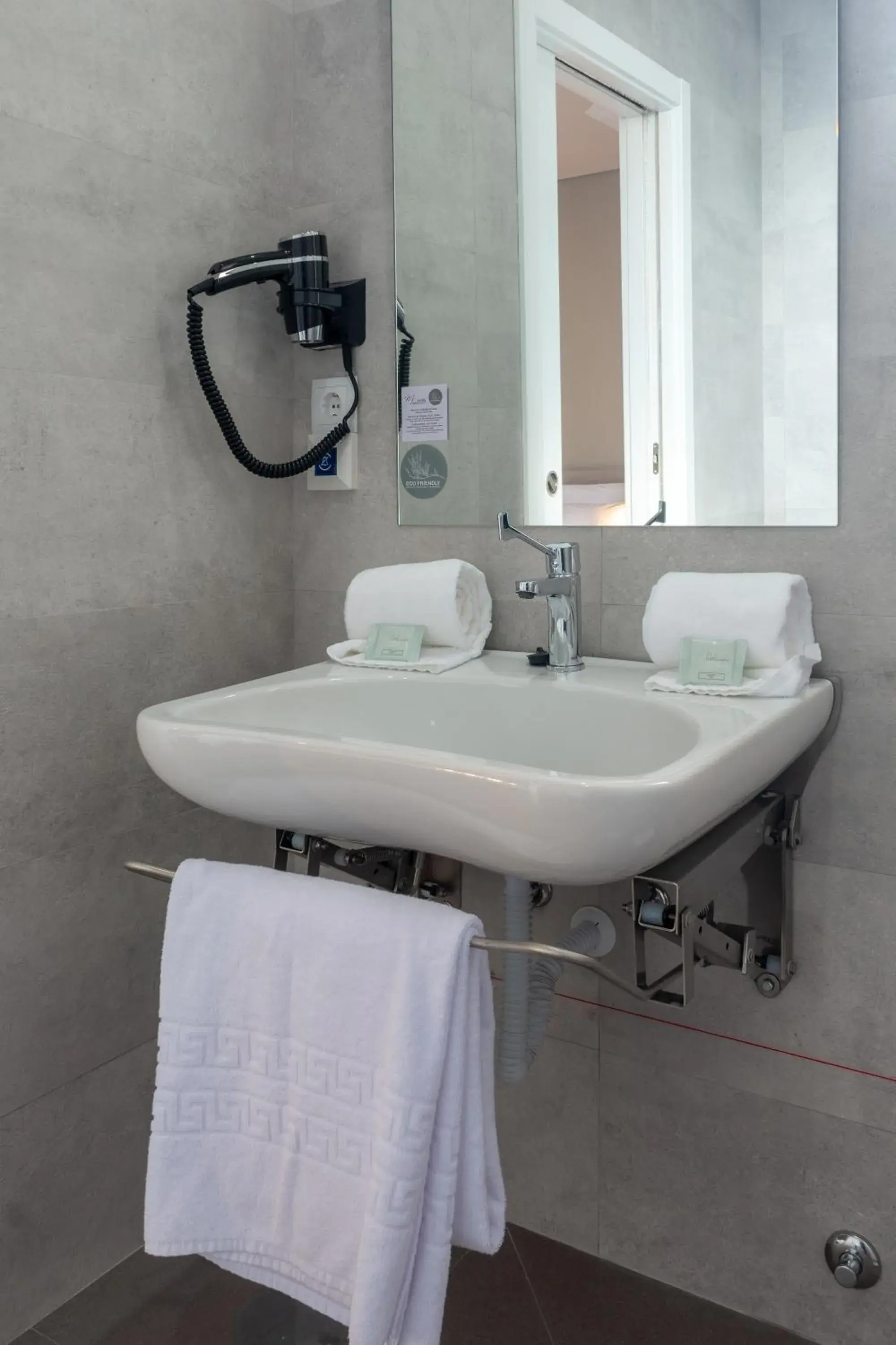 Twin Room - Disability Access in Meu Hotel Porto Gandra Twin Room - Disability Access in Meu Hotel Porto Gandra