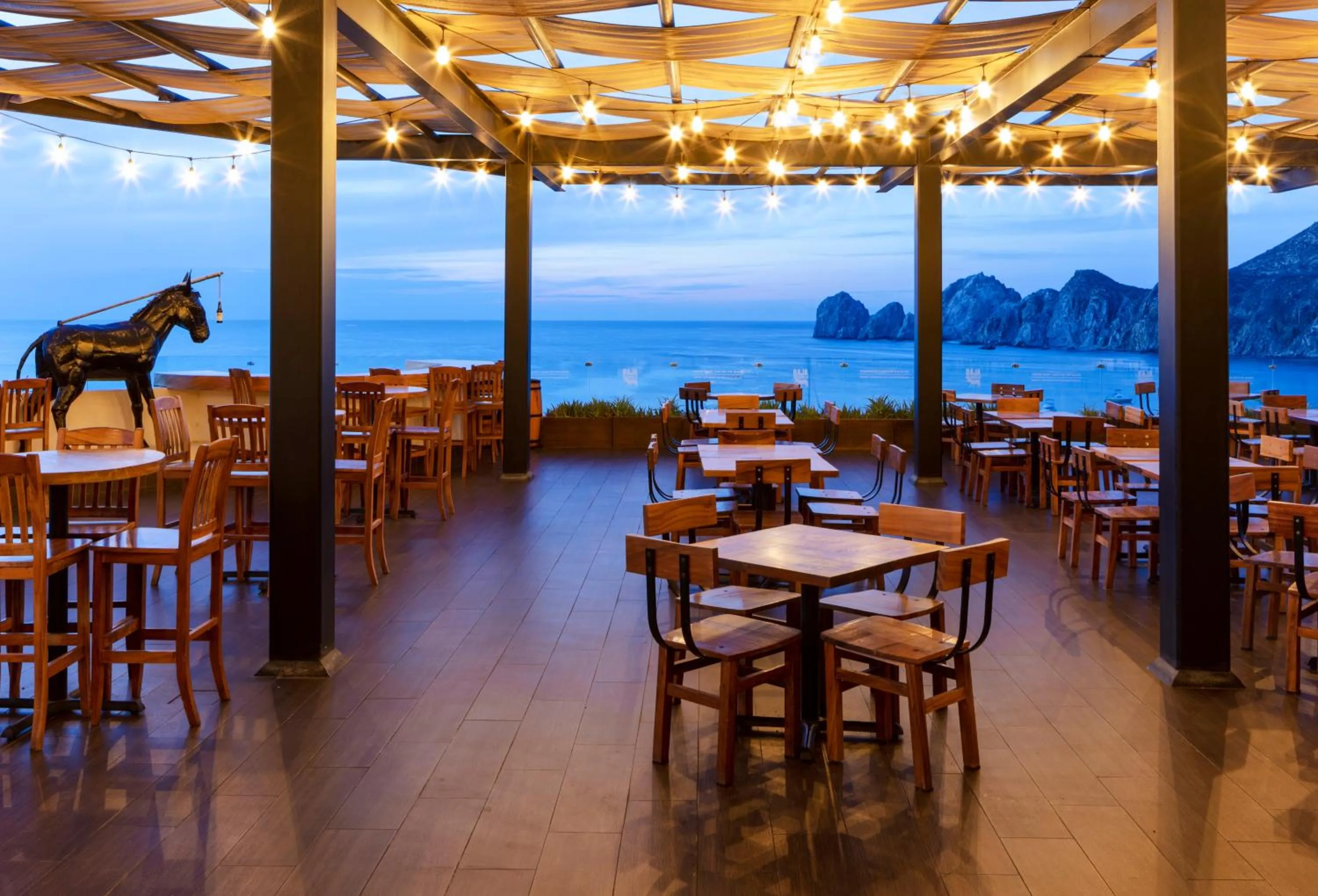 Restaurant/places to eat in Corazón Cabo, a Noble House Resort