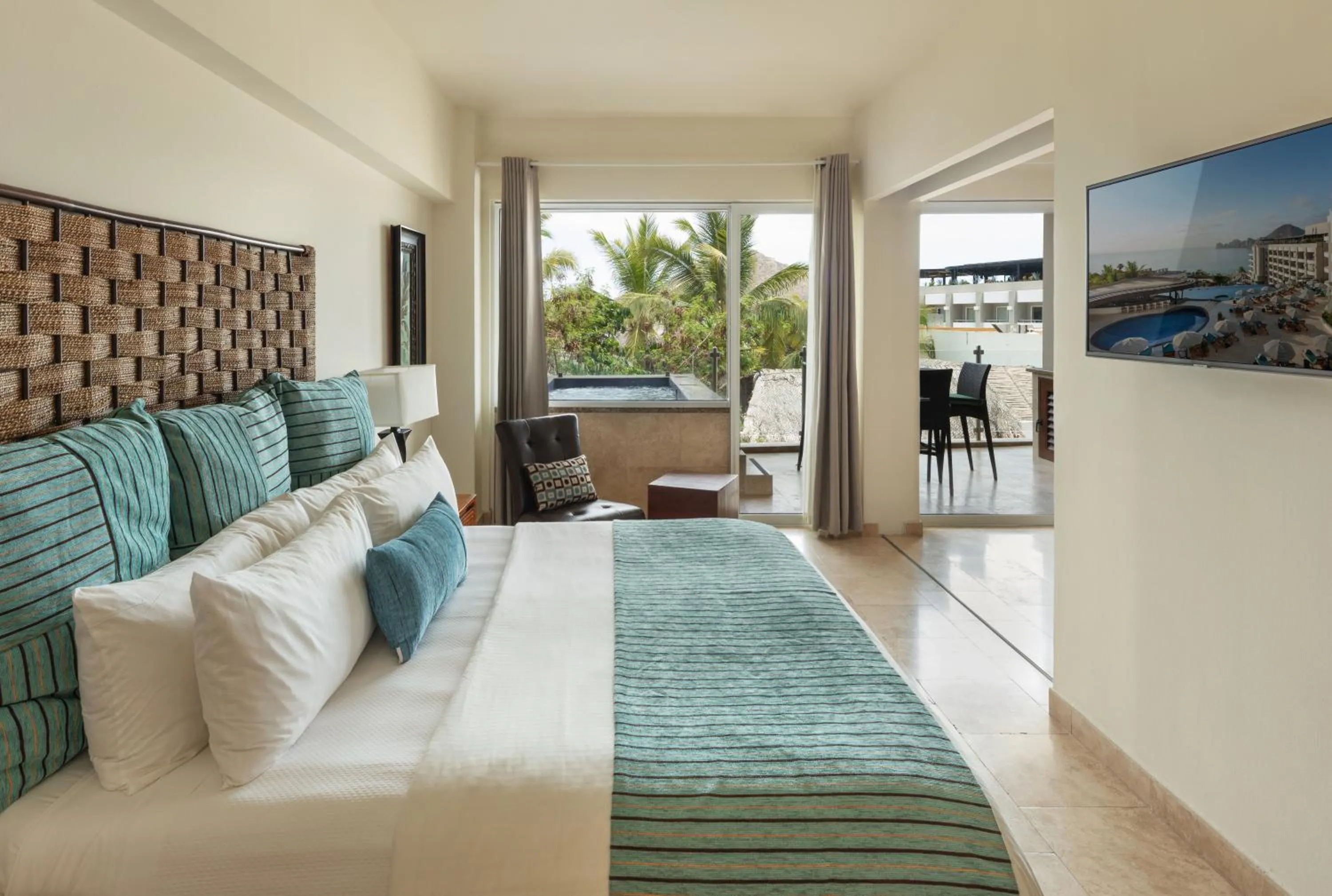 Bed in Corazón Cabo, a Noble House Resort