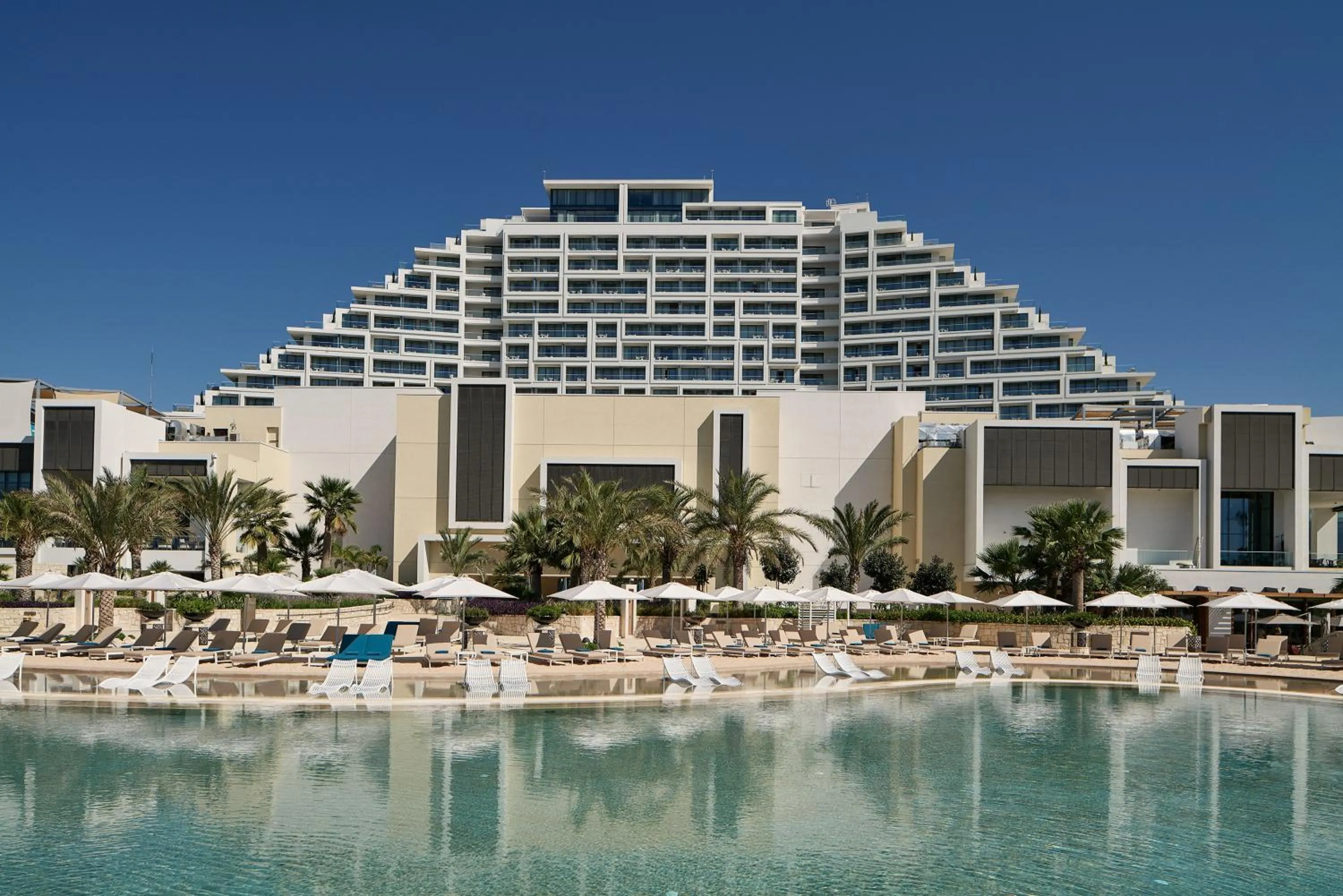 Swimming pool in City of Dreams Mediterranean - Integrated Resort, Casino & Entertainment