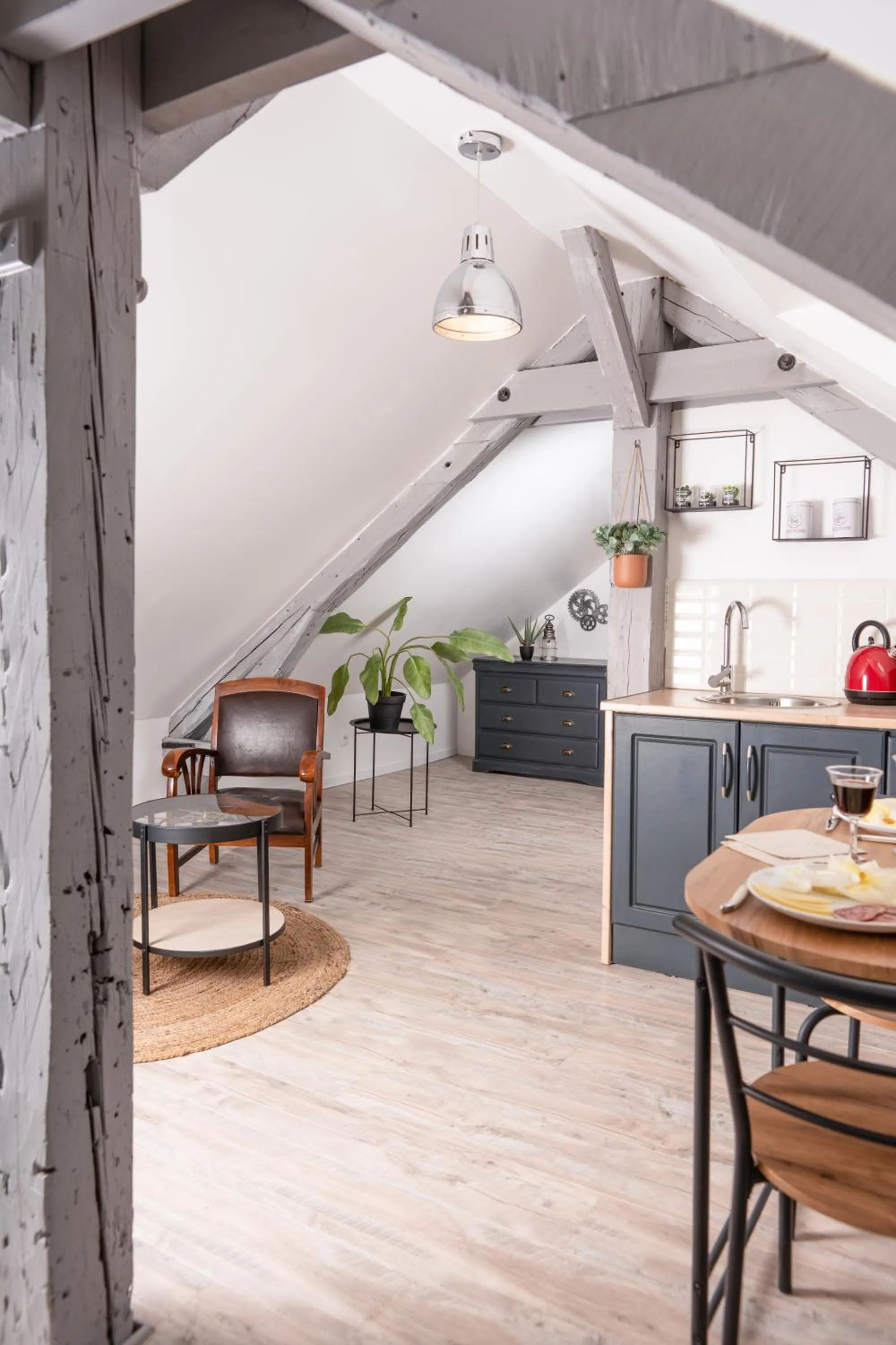 Kitchen or kitchenette in Les Glycines de Monchy- Chambres d'hôtes