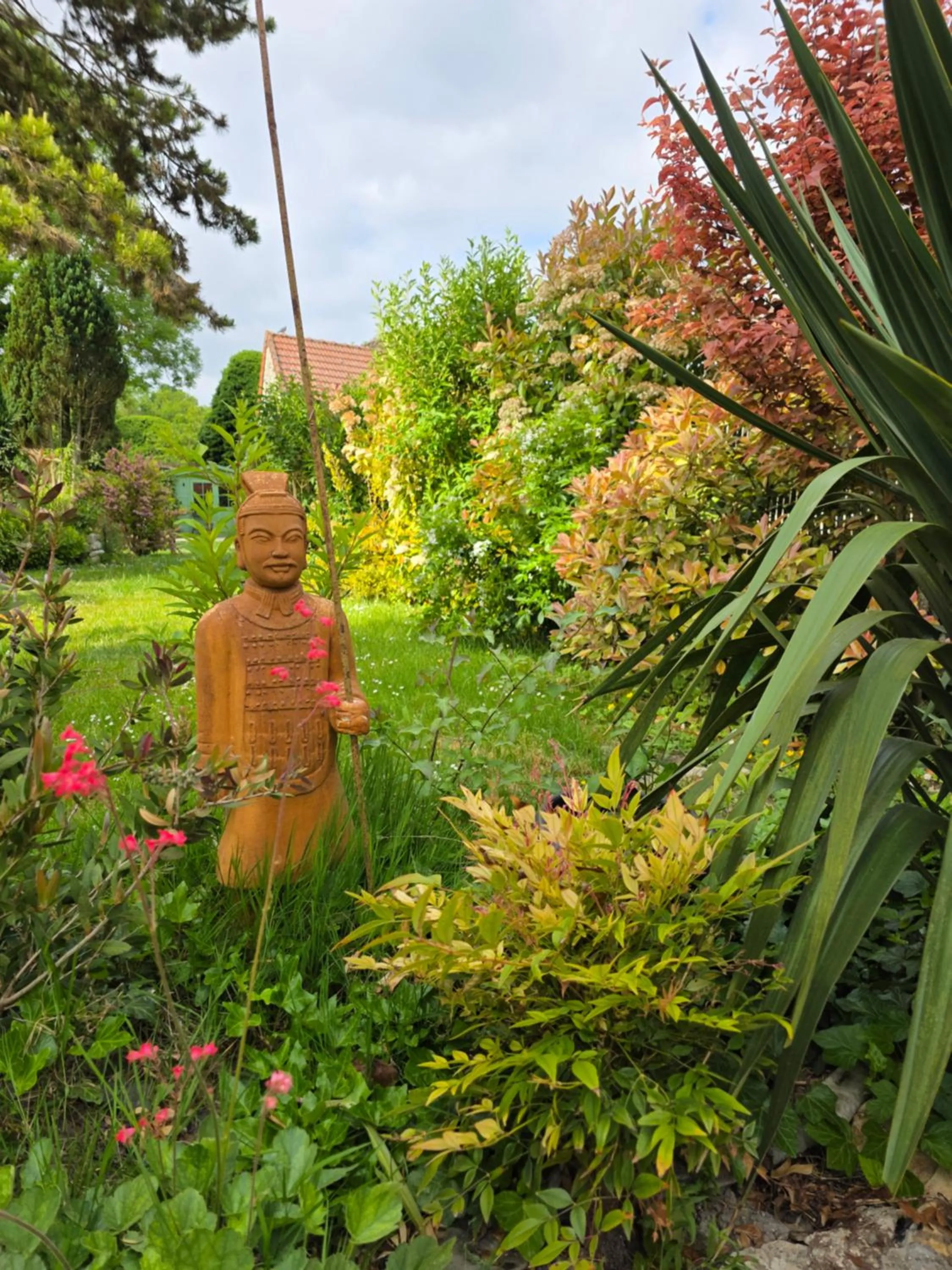 Spring in Les Glycines de Monchy- Chambres d'hôtes