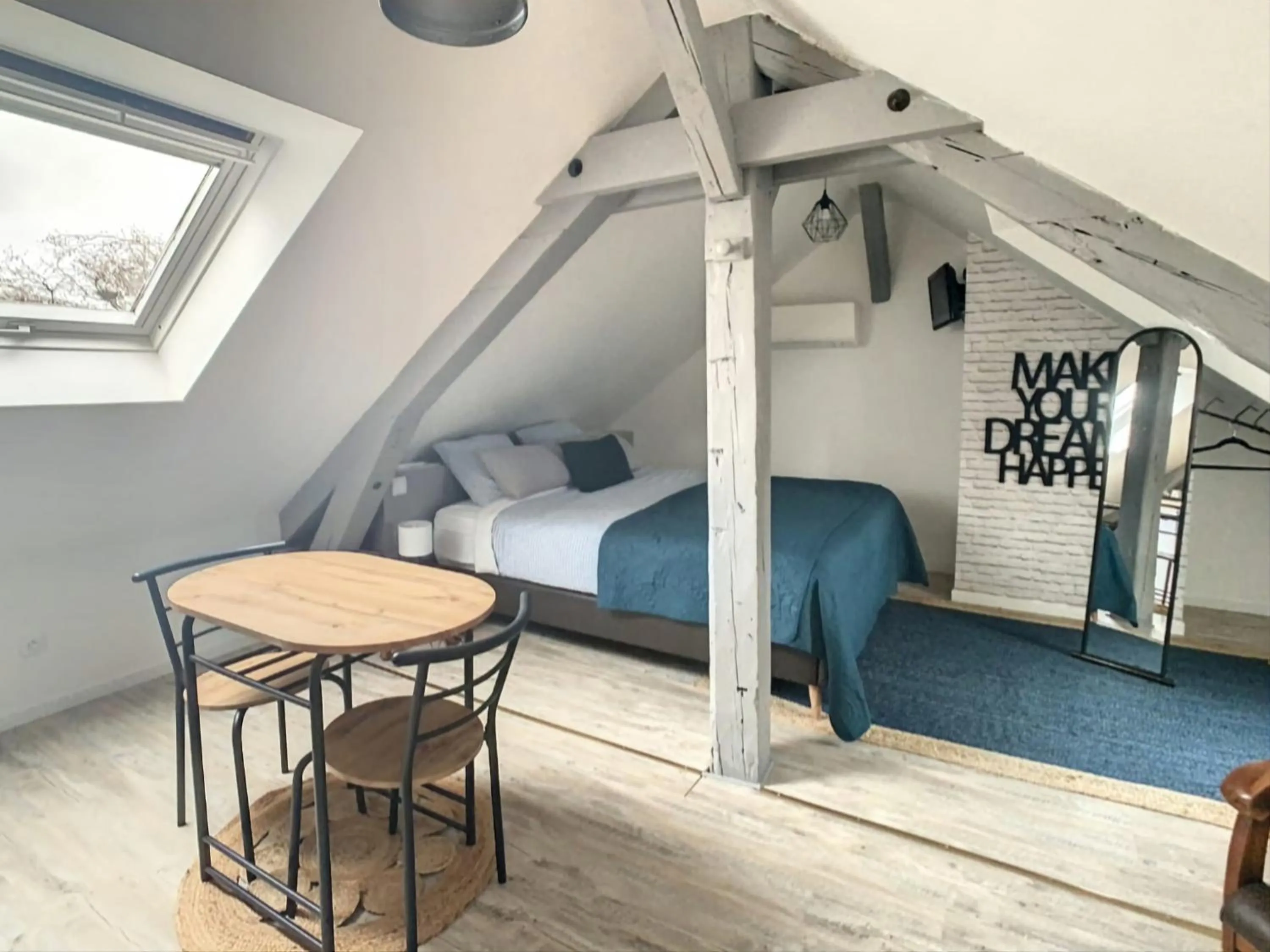 Bed in Les Glycines de Monchy- Chambres d'hôtes