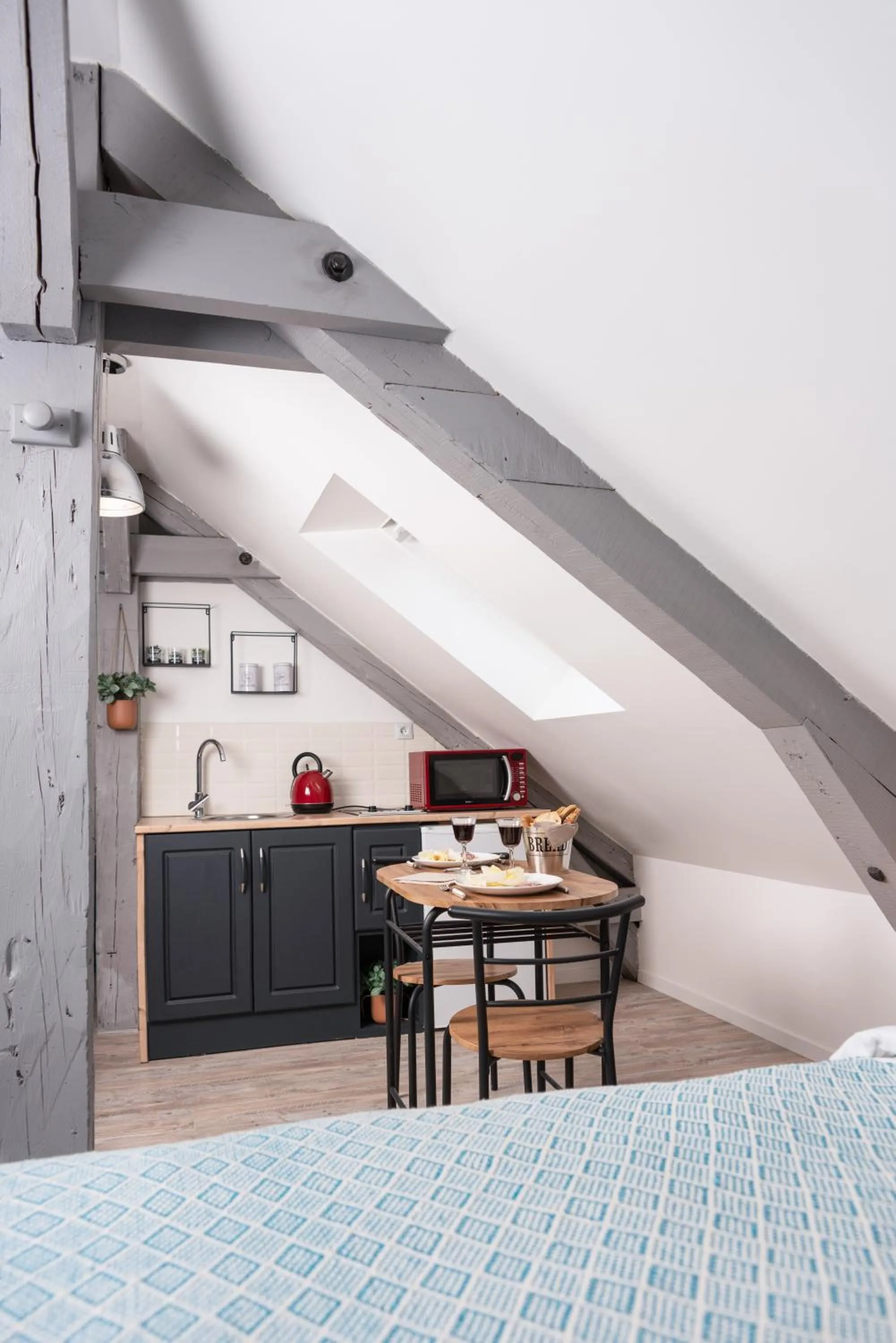 Kitchen or kitchenette in Les Glycines de Monchy- Chambres d'hôtes