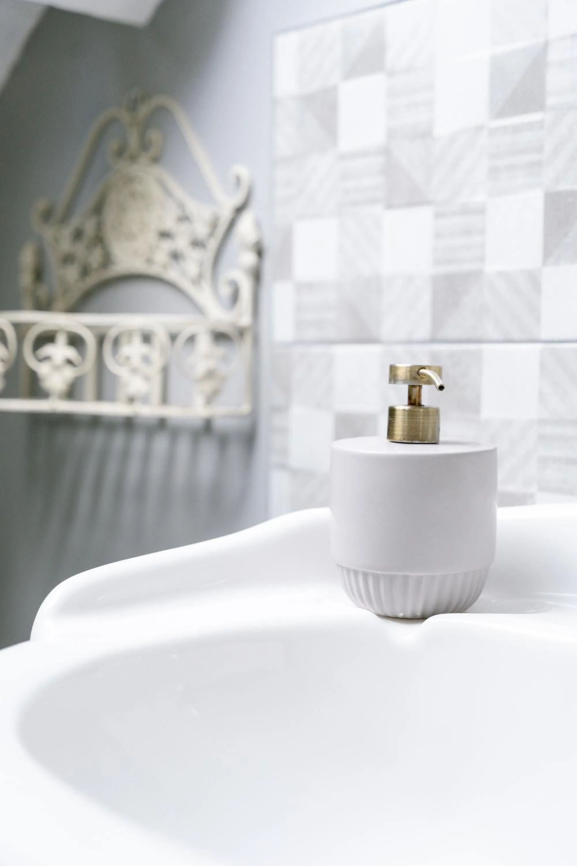 Bathroom in Les Glycines de Monchy- Chambres d'hôtes