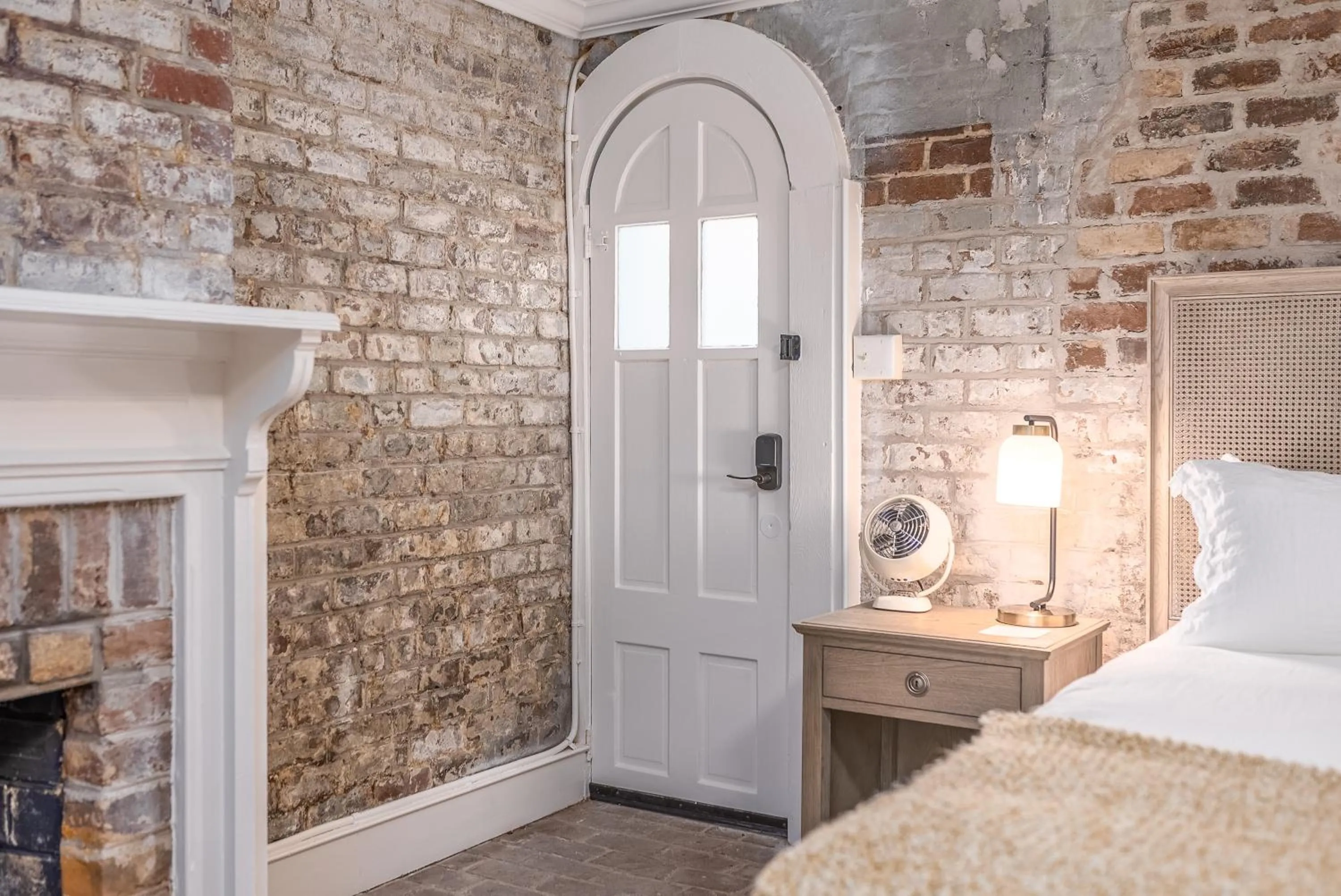 Facade/entrance, Bed in Bellwether House